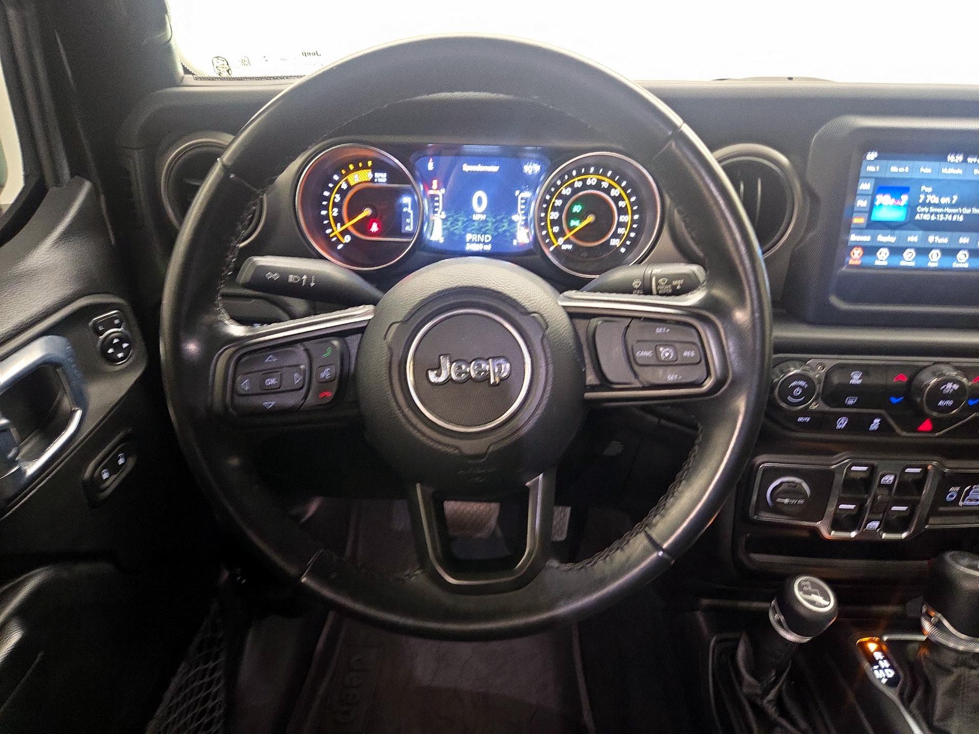 Thumbnail: 2022 Jeep Wrangler - 10