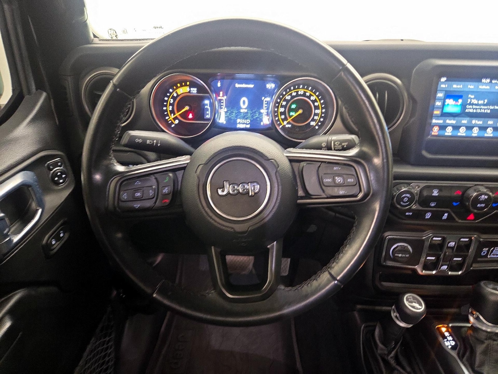 2022 Jeep Wrangler Unlimited Willys - Photo 11