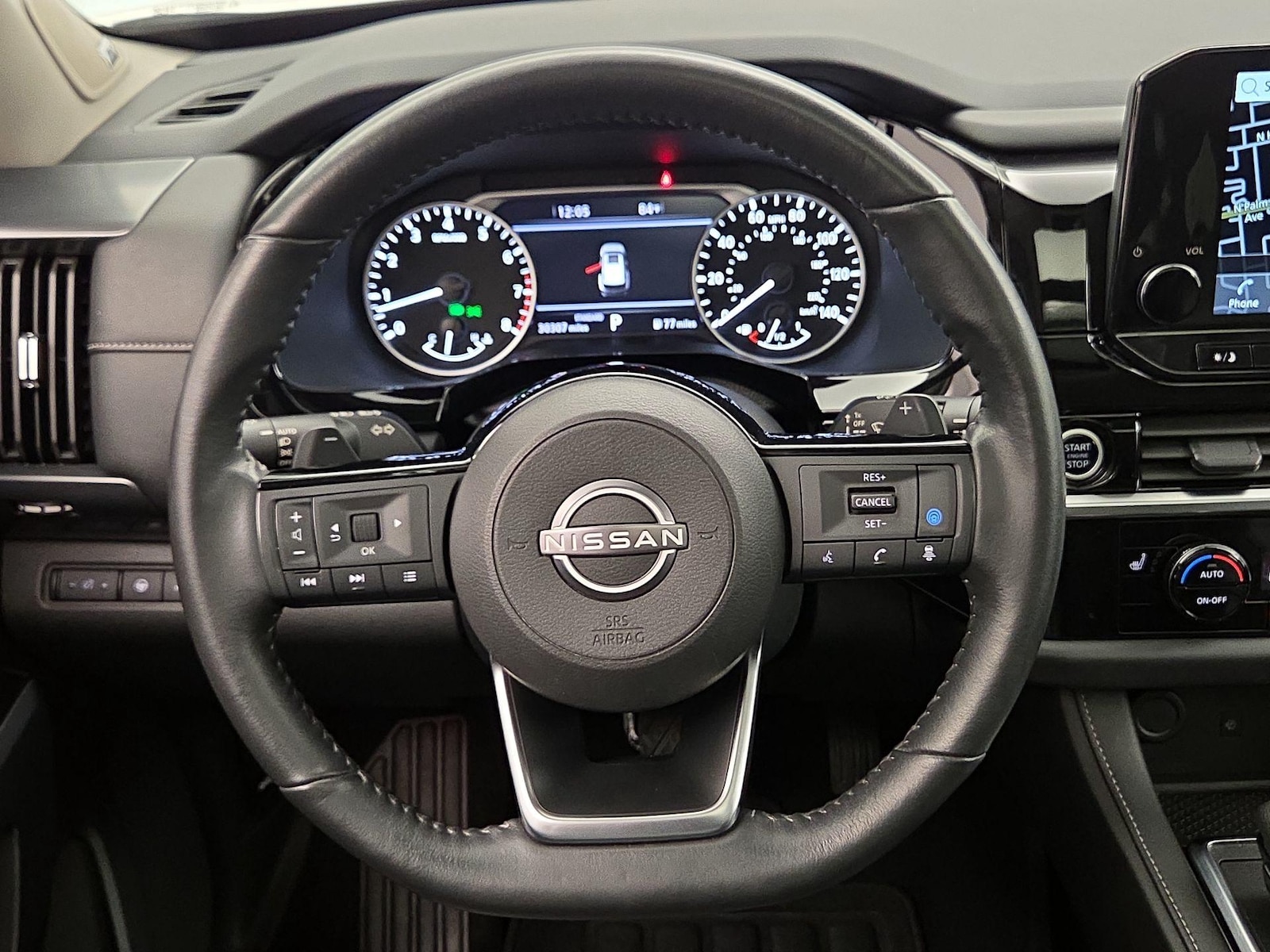 2023 Nissan Pathfinder SL - Photo 11