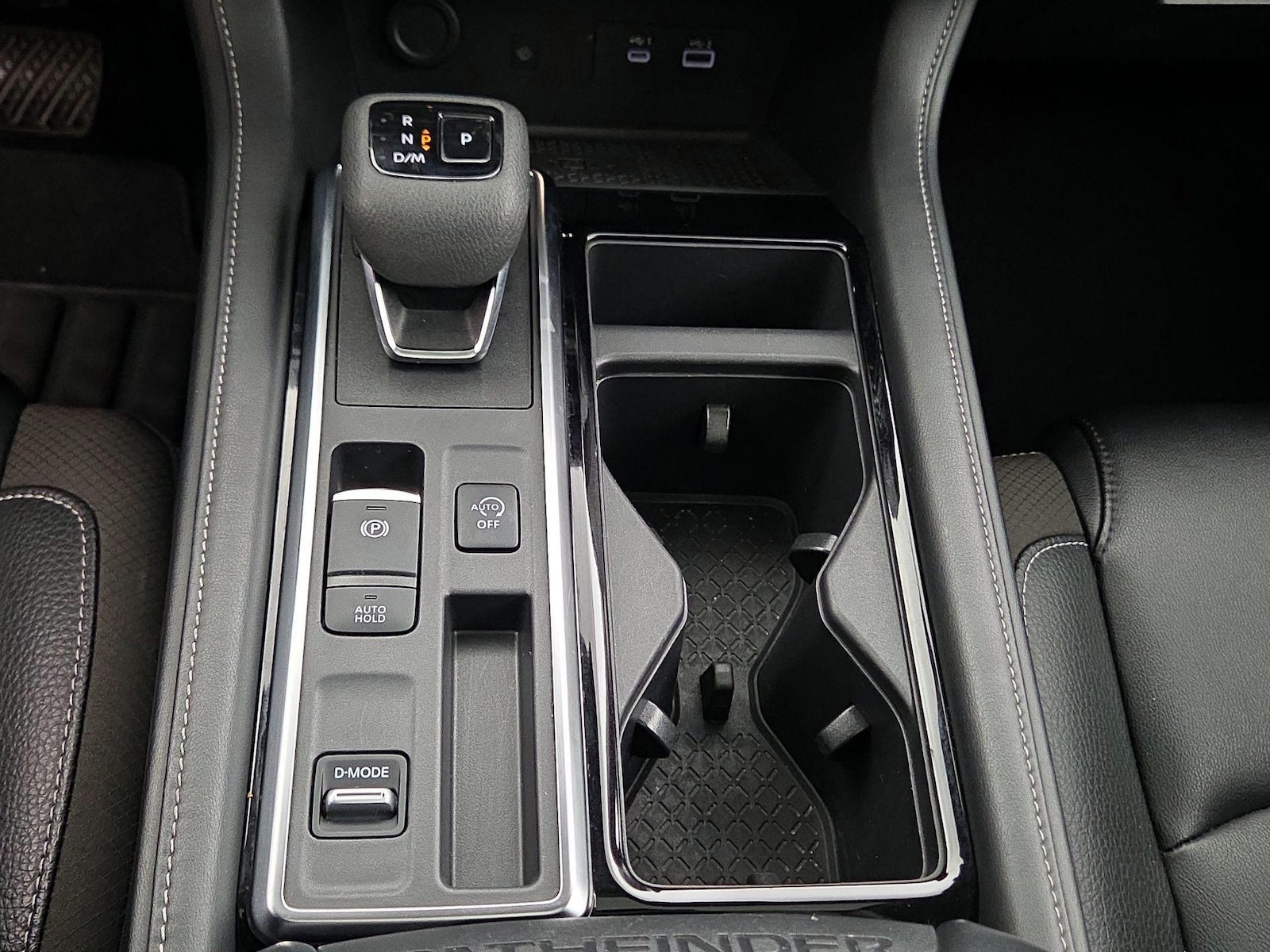 2023 Nissan Pathfinder SL - Photo 19