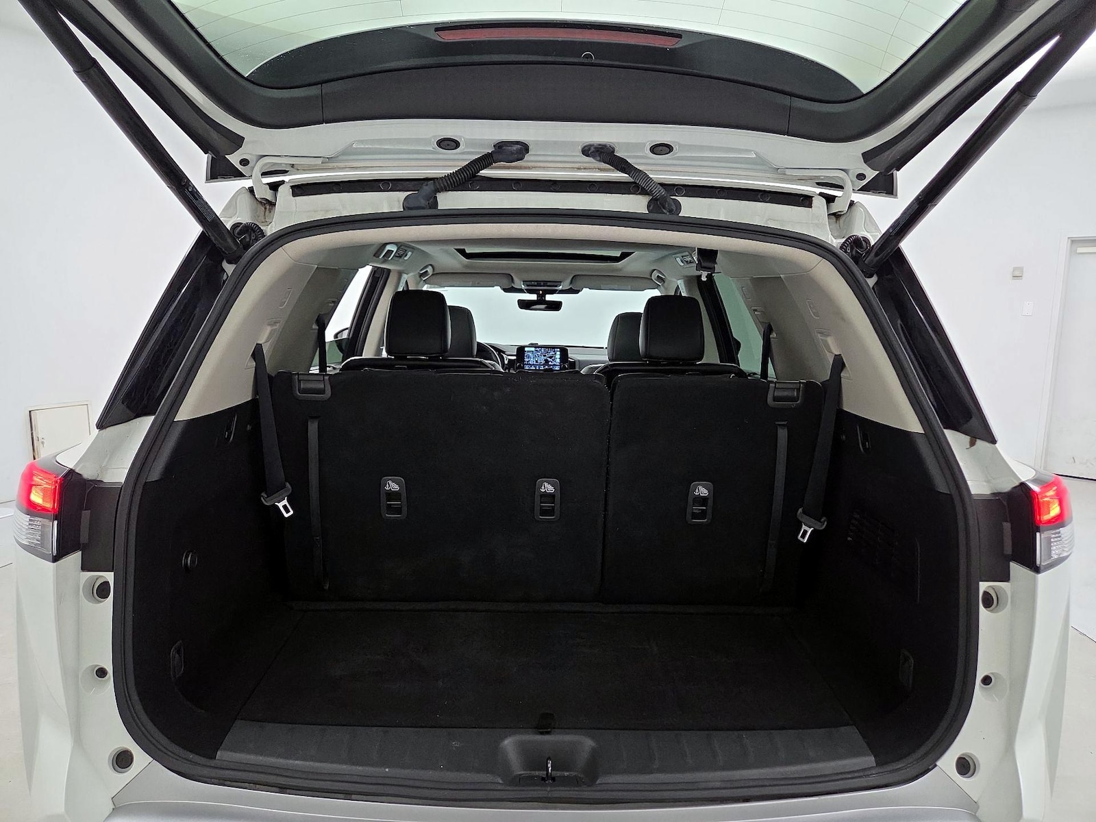 2023 Nissan Pathfinder SL - Photo 24