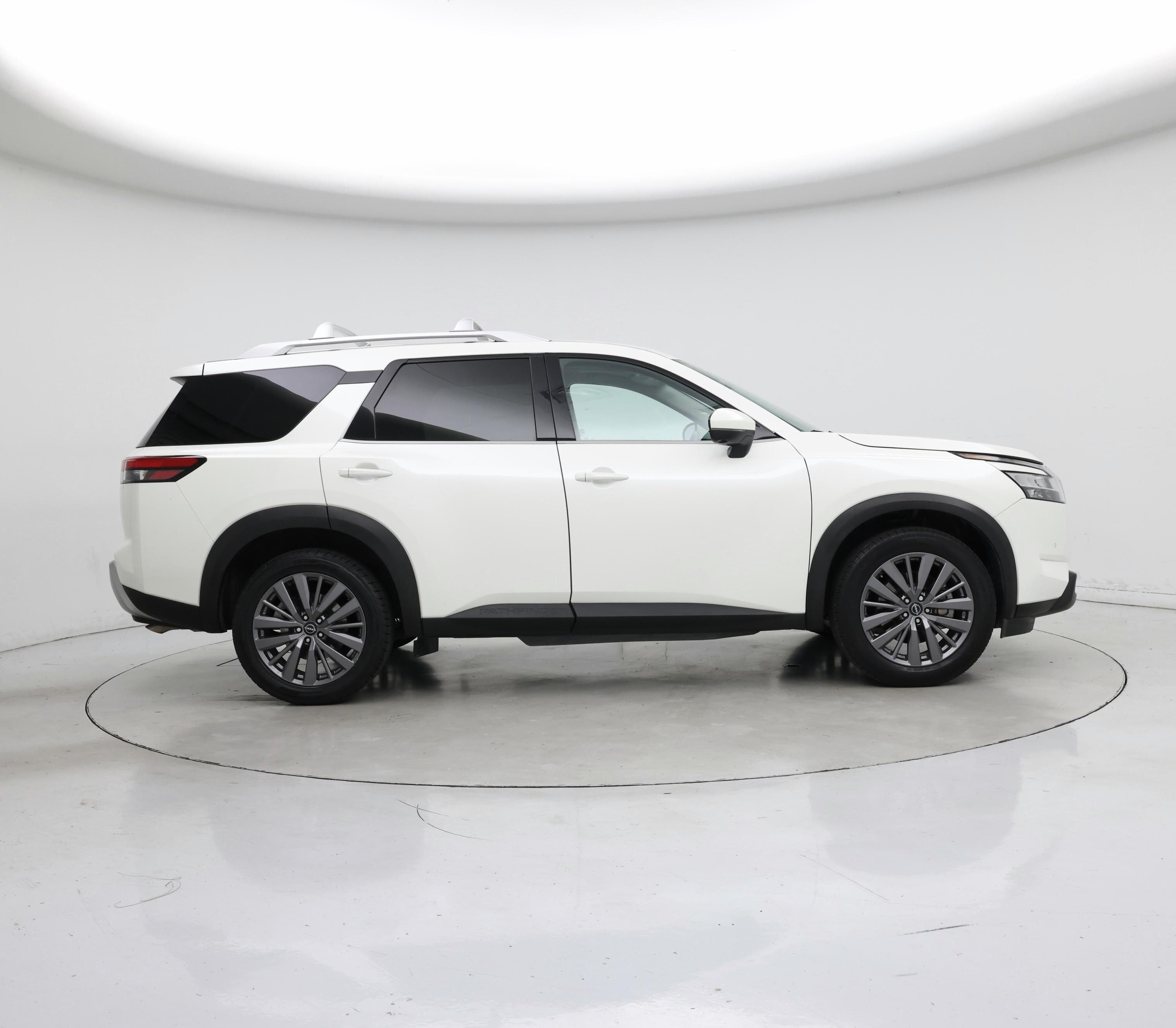 Thumbnail: 2023 Nissan Pathfinder - 7