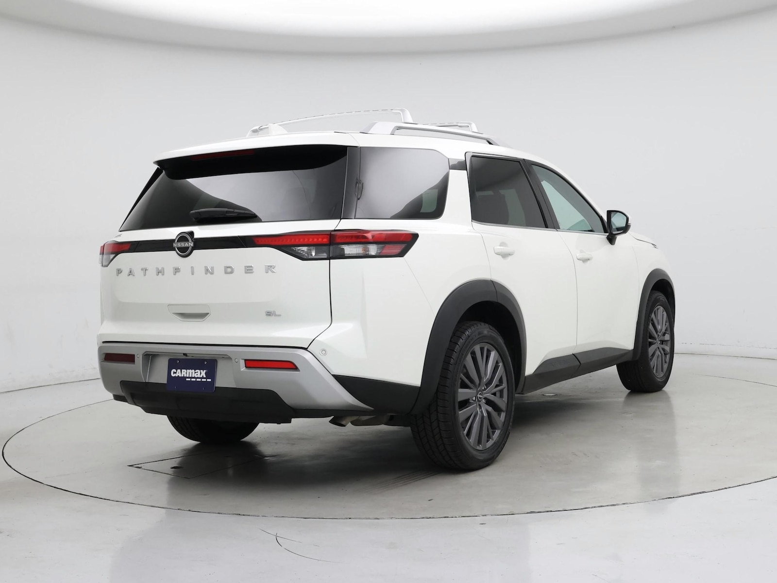 2023 Nissan Pathfinder SL - Photo 9