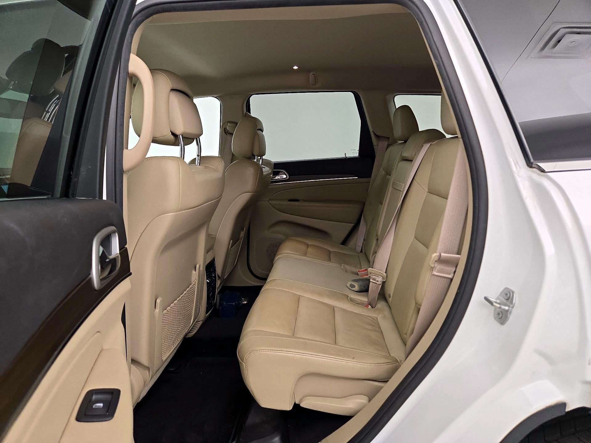 Thumbnail: 2018 Jeep Grand Cherokee - 20