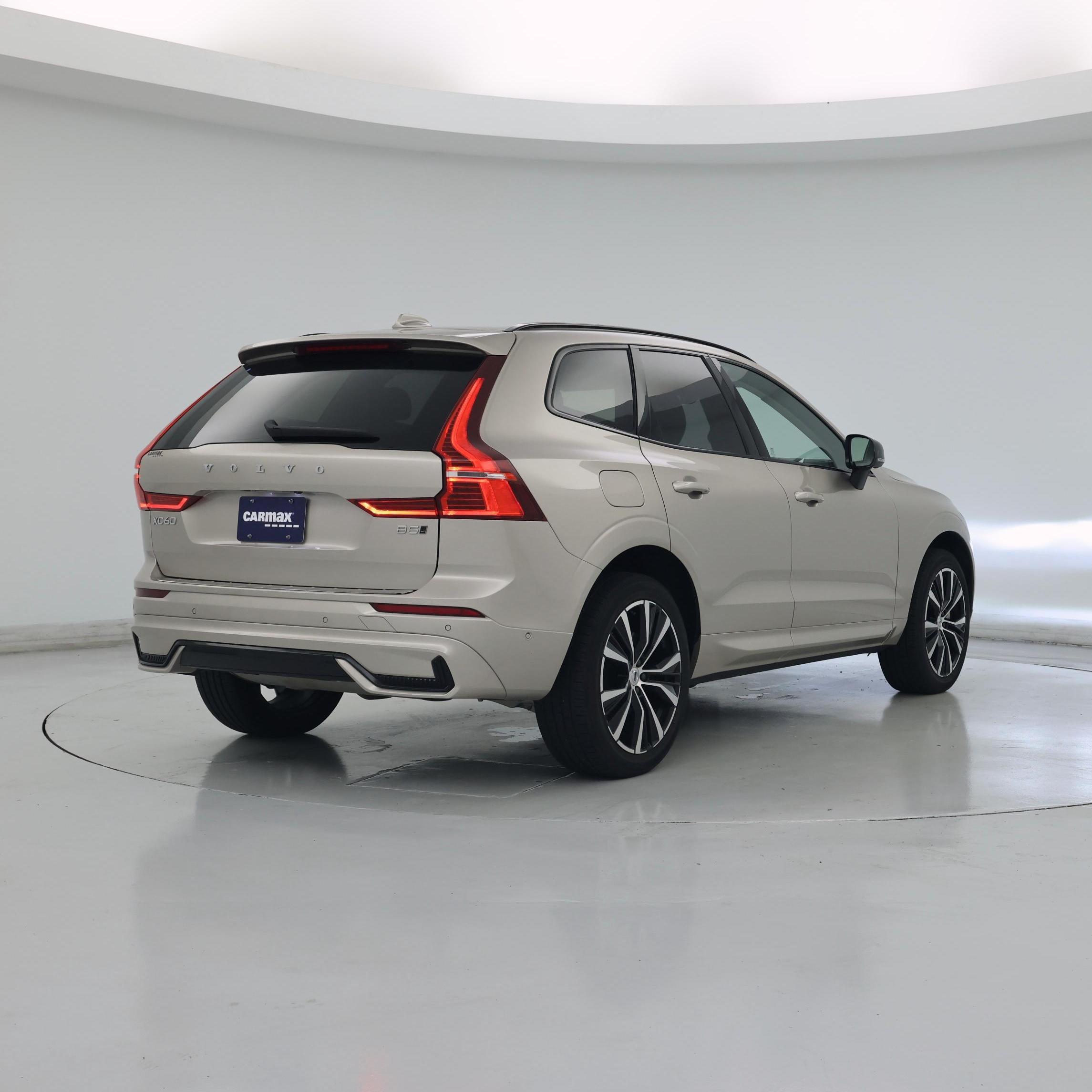 Thumbnail: 2025 Volvo XC60 - 8