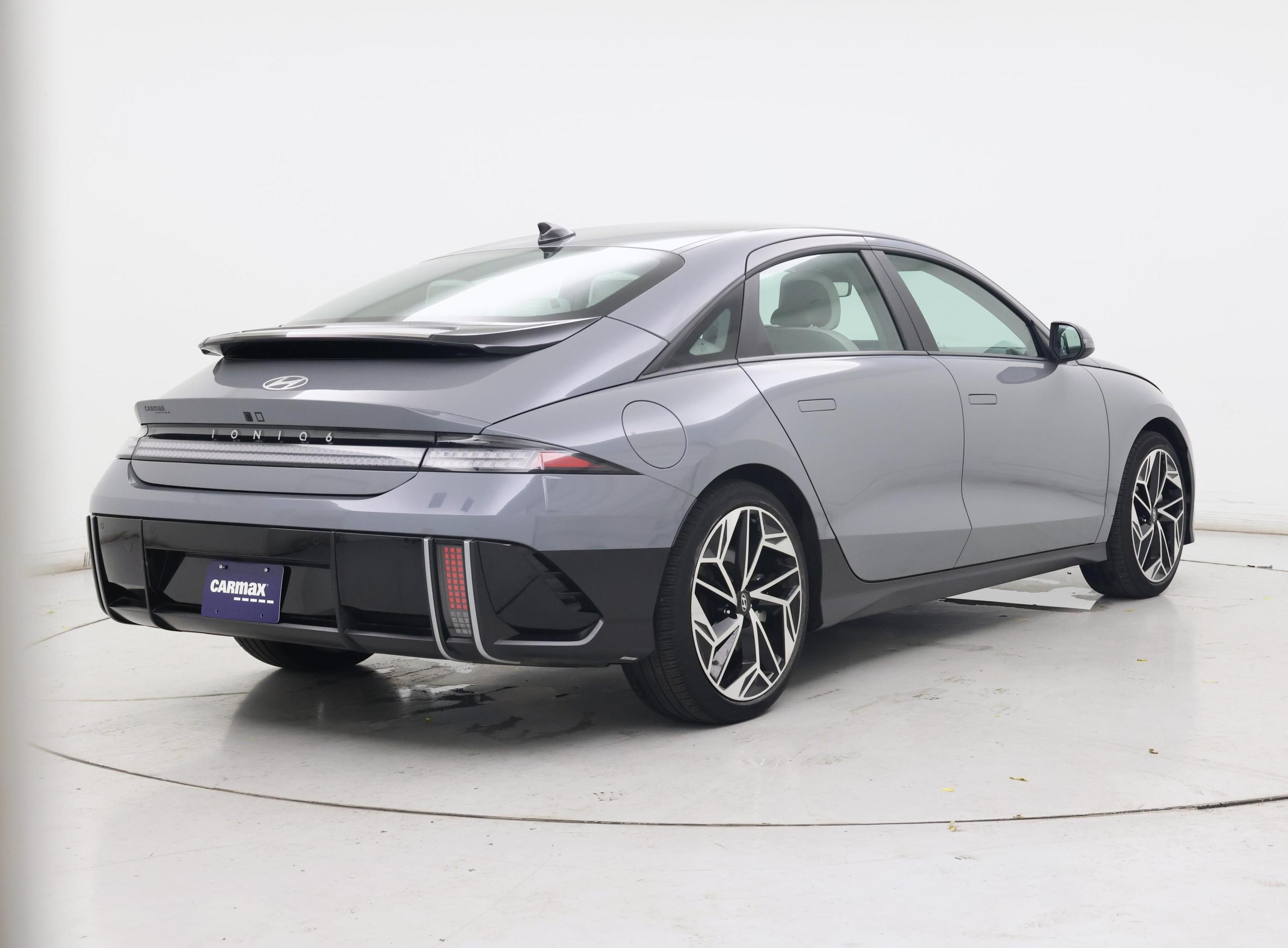Thumbnail: 2023 Hyundai Ioniq 6 - 8
