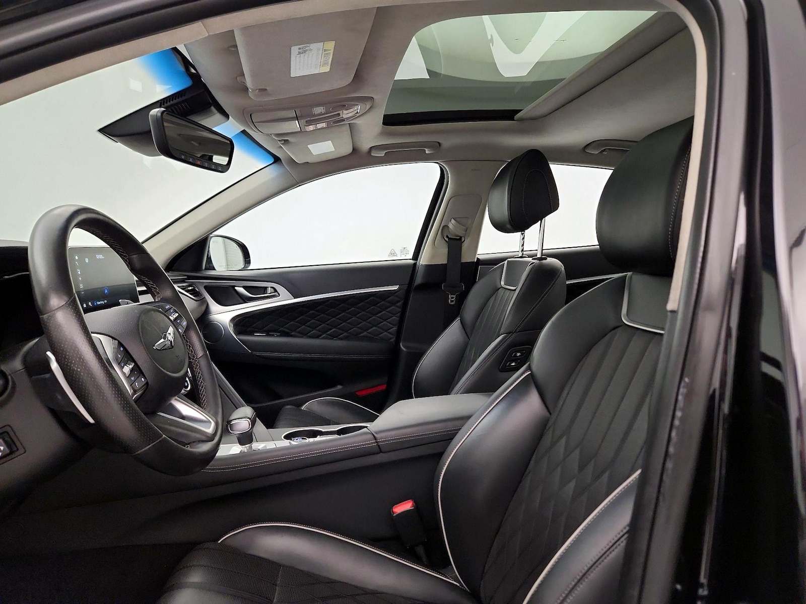 Sunroof(s) & Overhead Airbags