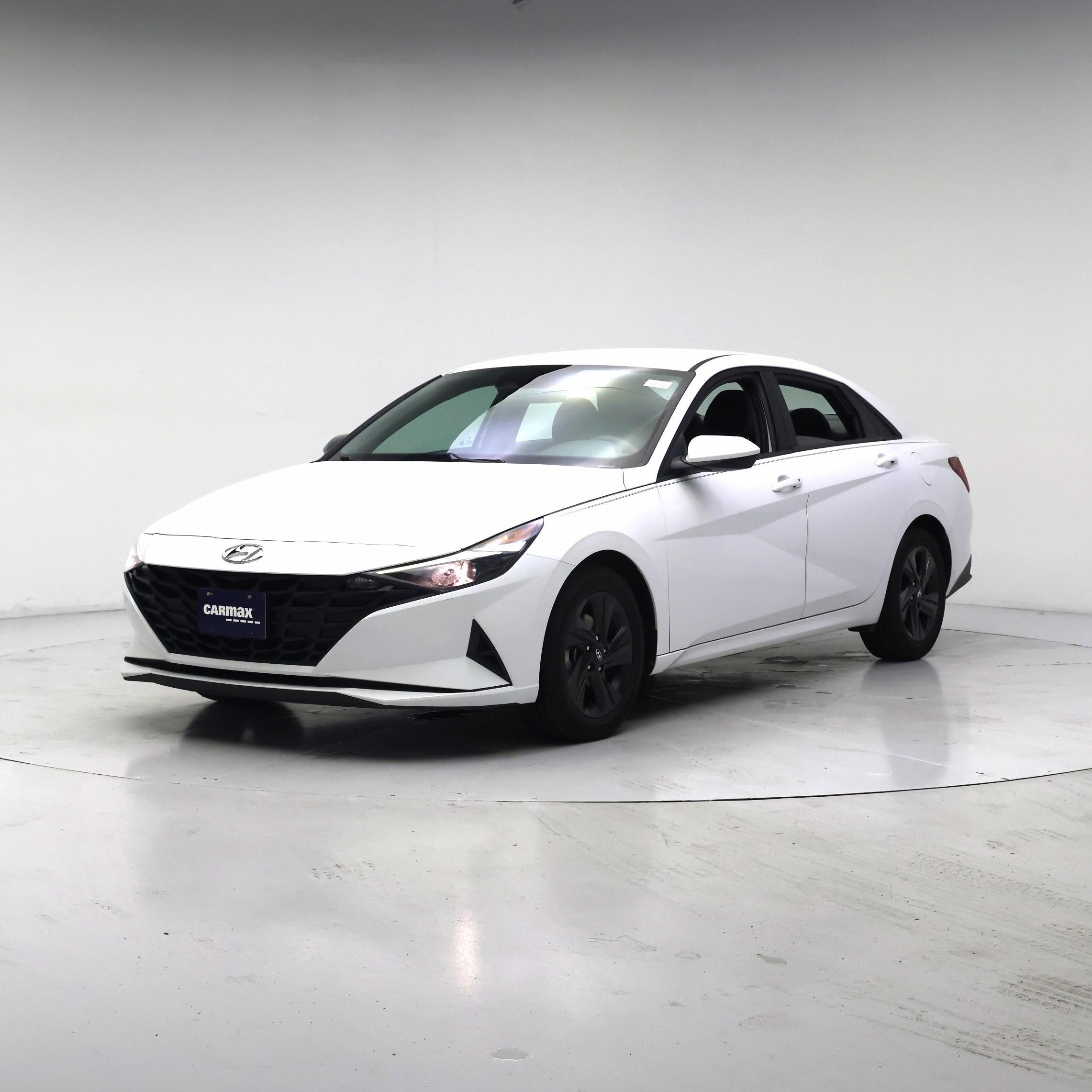 Thumbnail: 2022 Hyundai Elantra - 4