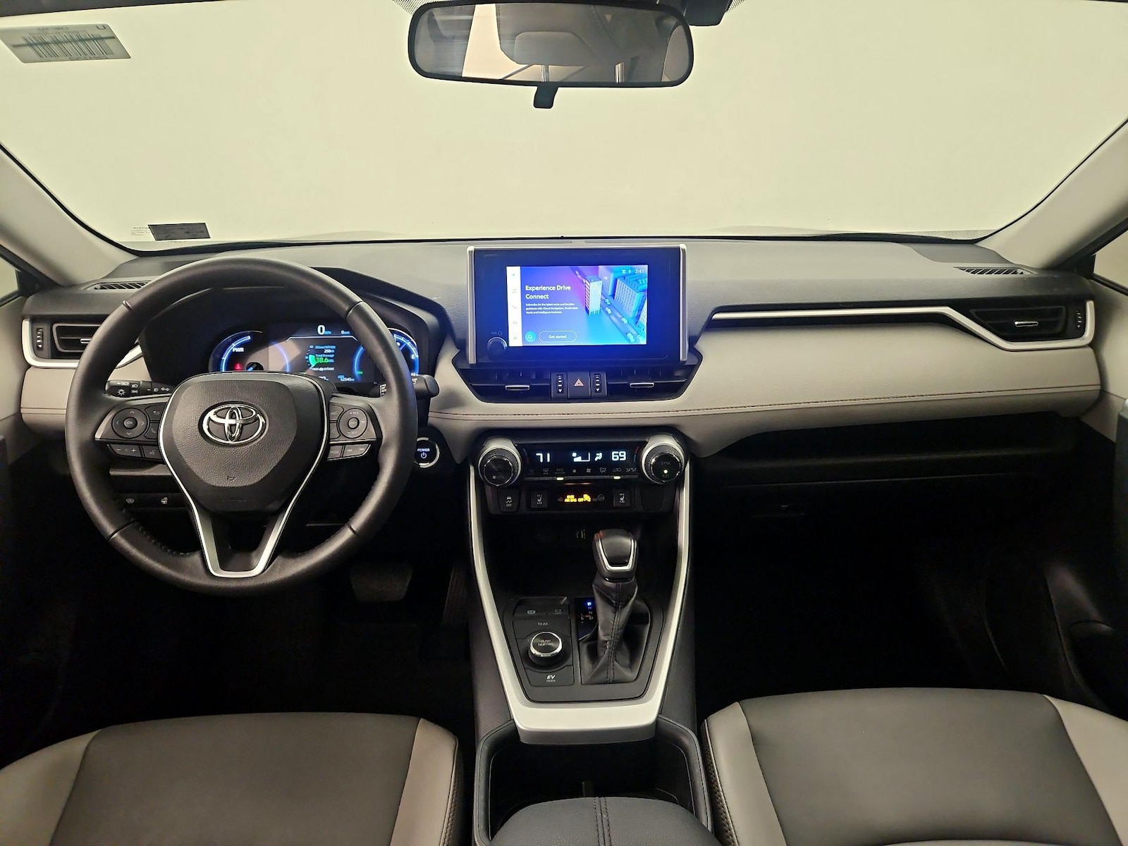 2024 Toyota RAV4 XLE Premium - Photo 10