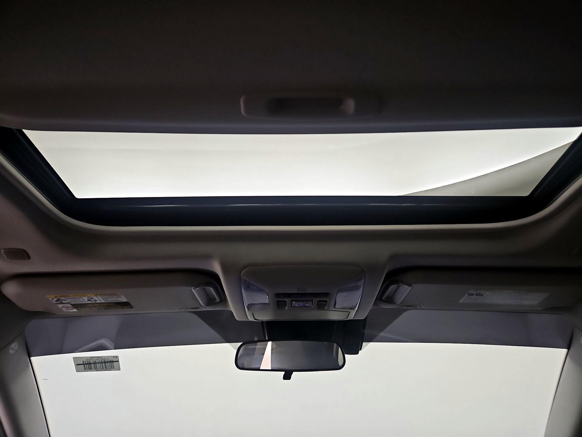 Thumbnail: 2024 Toyota RAV4 - 20
