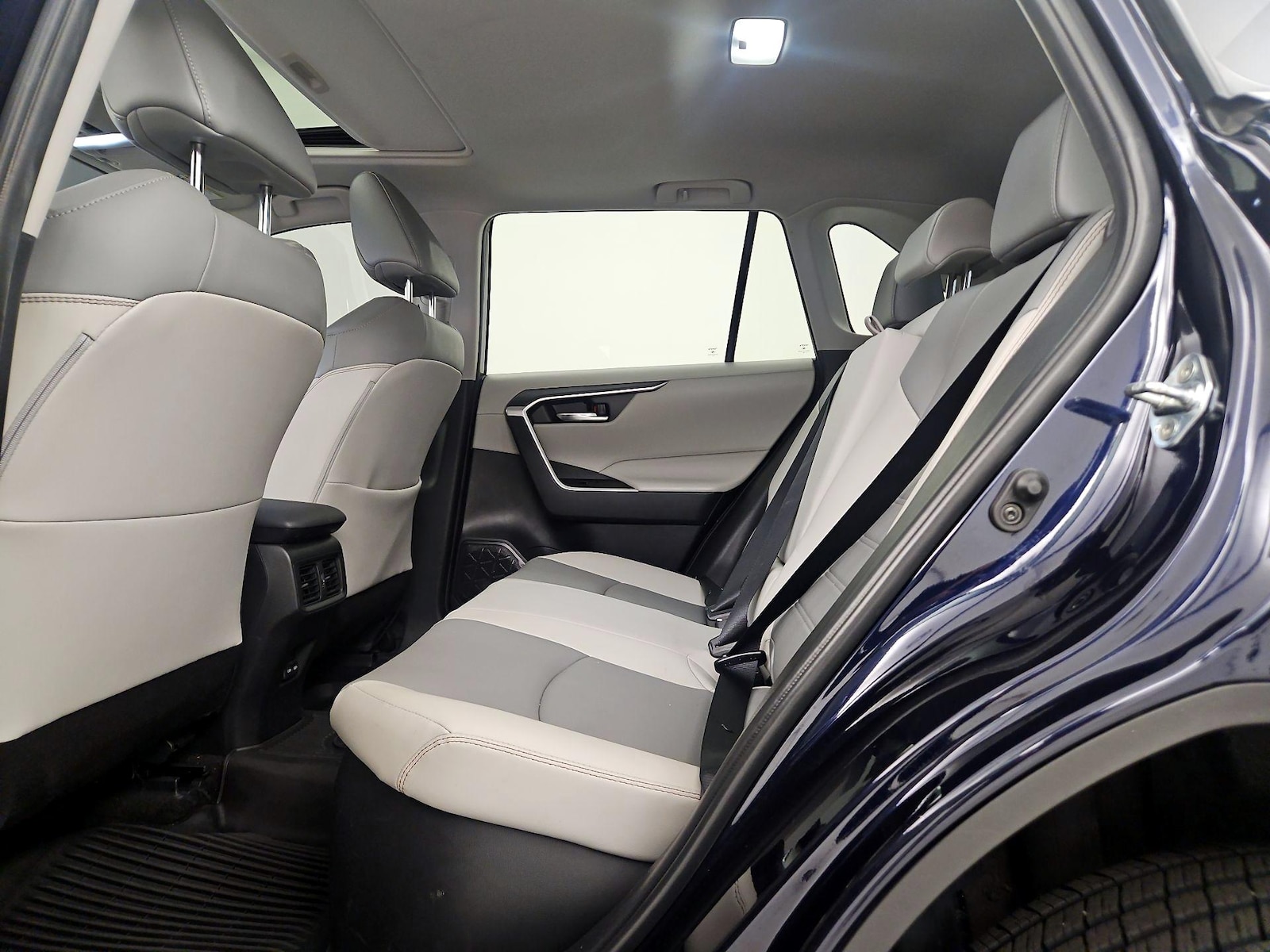 2024 Toyota RAV4 XLE Premium - Photo 22