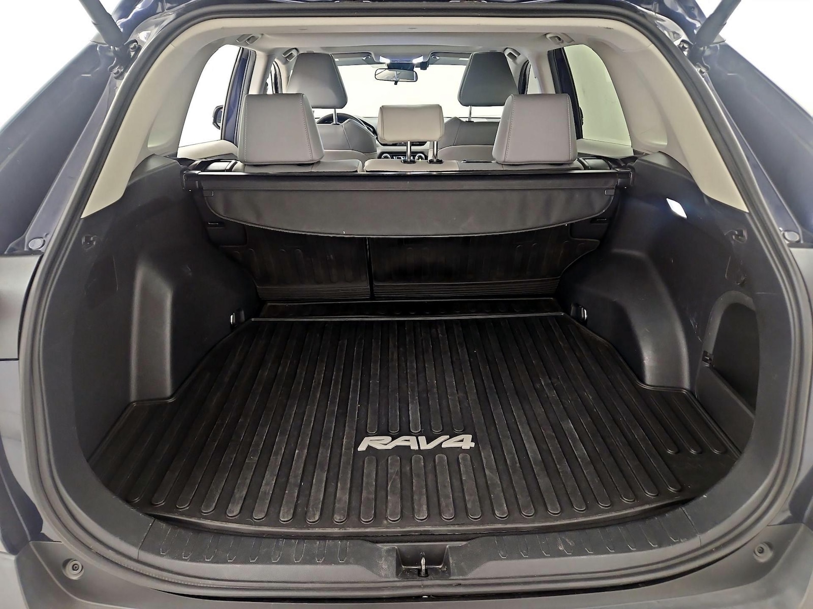 2024 Toyota RAV4 XLE Premium - Photo 23