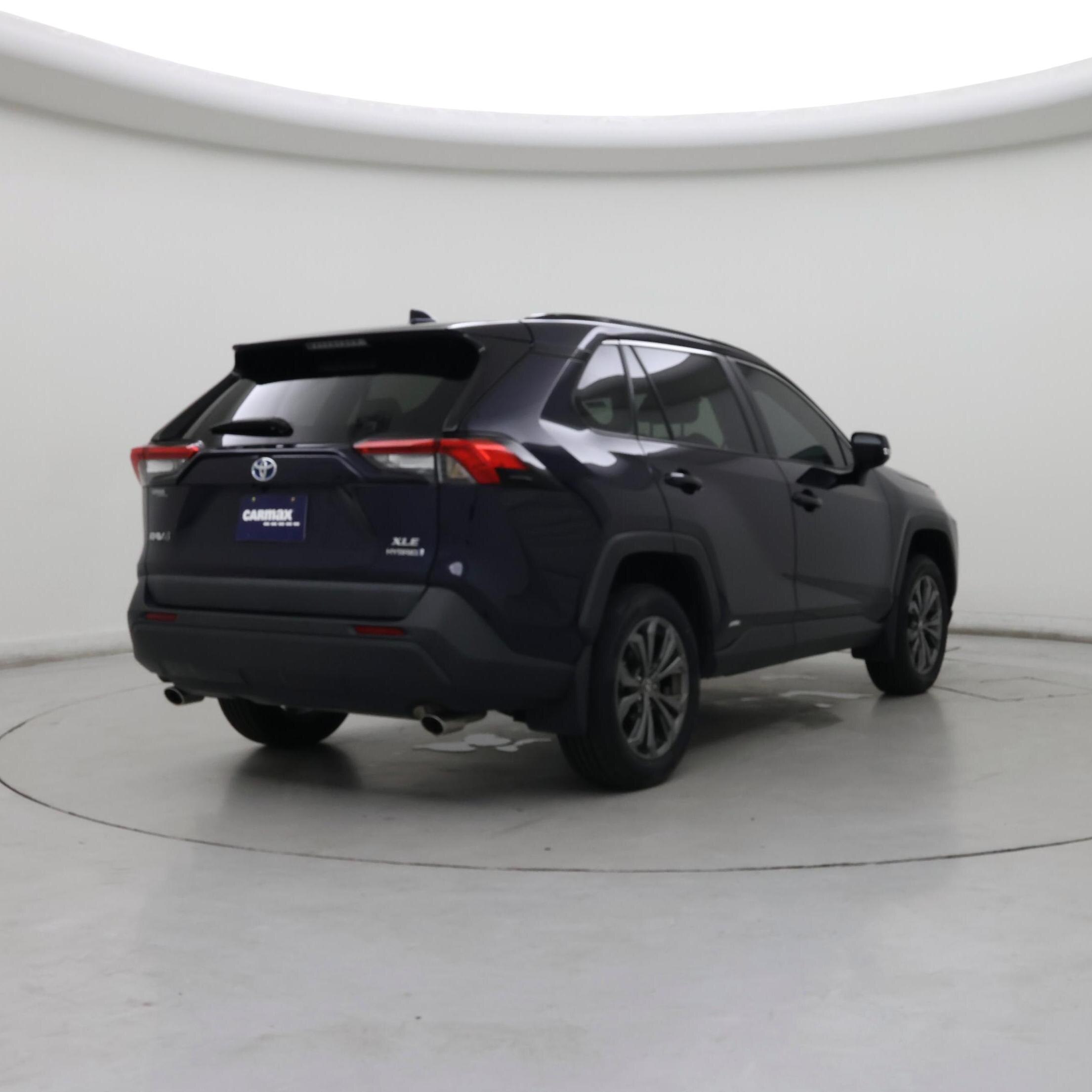 Thumbnail: 2024 Toyota RAV4 - 8