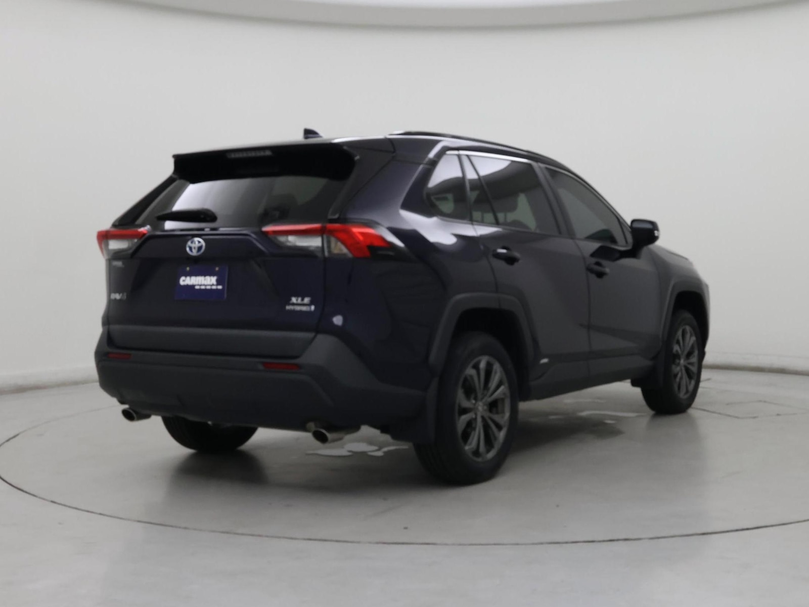 2024 Toyota RAV4 XLE Premium - Photo 9