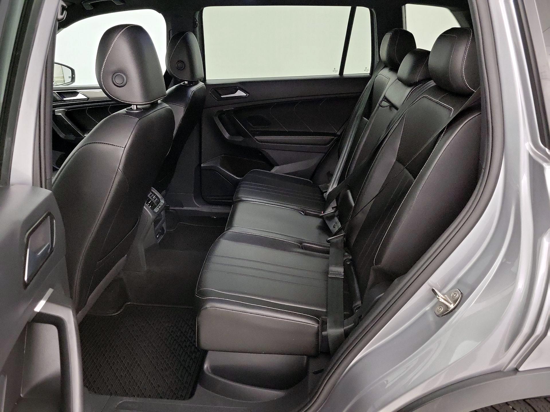 Thumbnail: 2024 Volkswagen Tiguan - 20