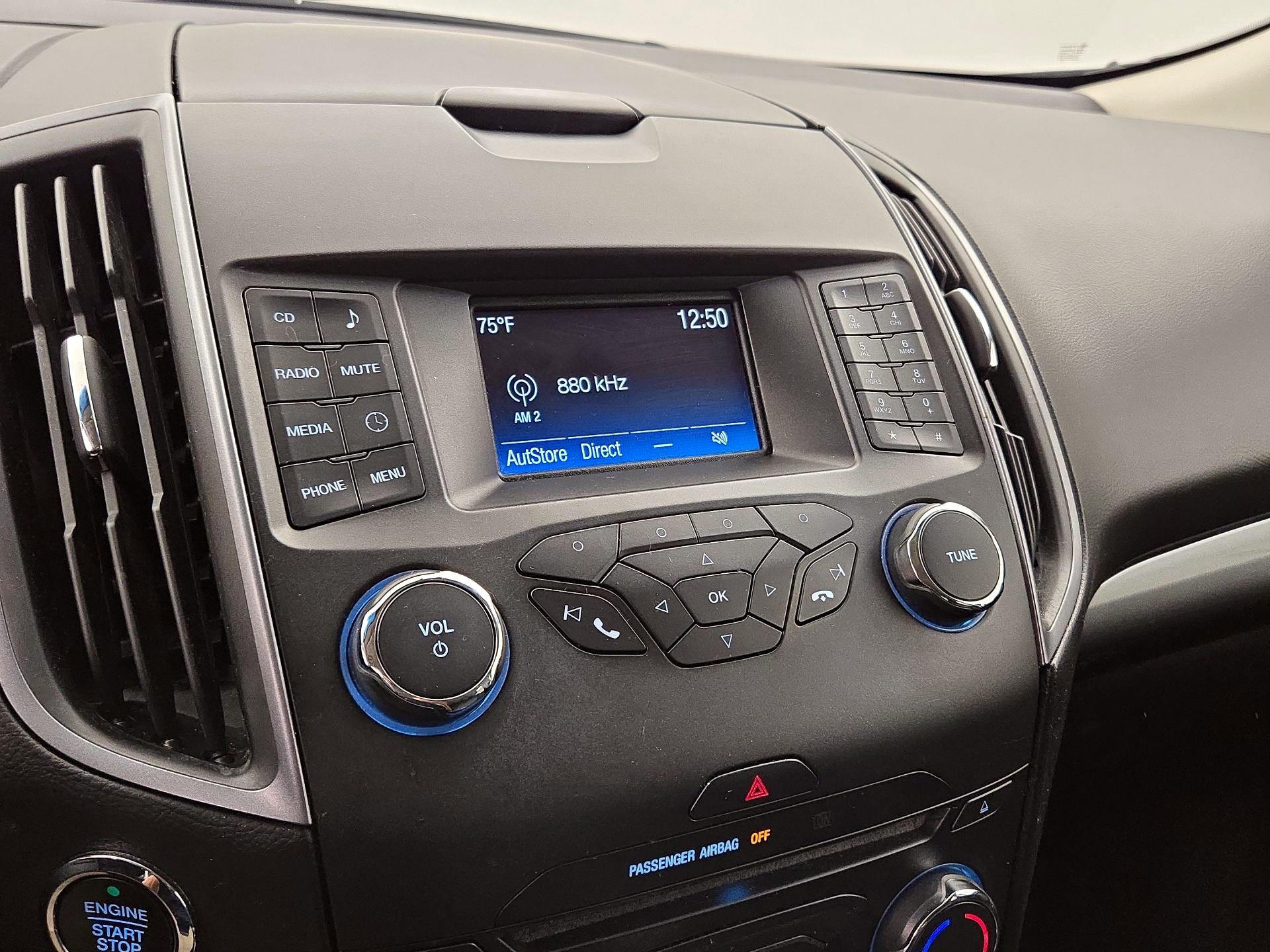 Thumbnail: 2018 Ford Edge - 16