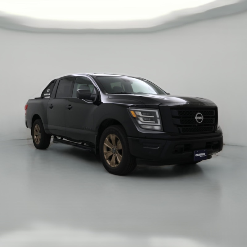 2024 Nissan Titan SV