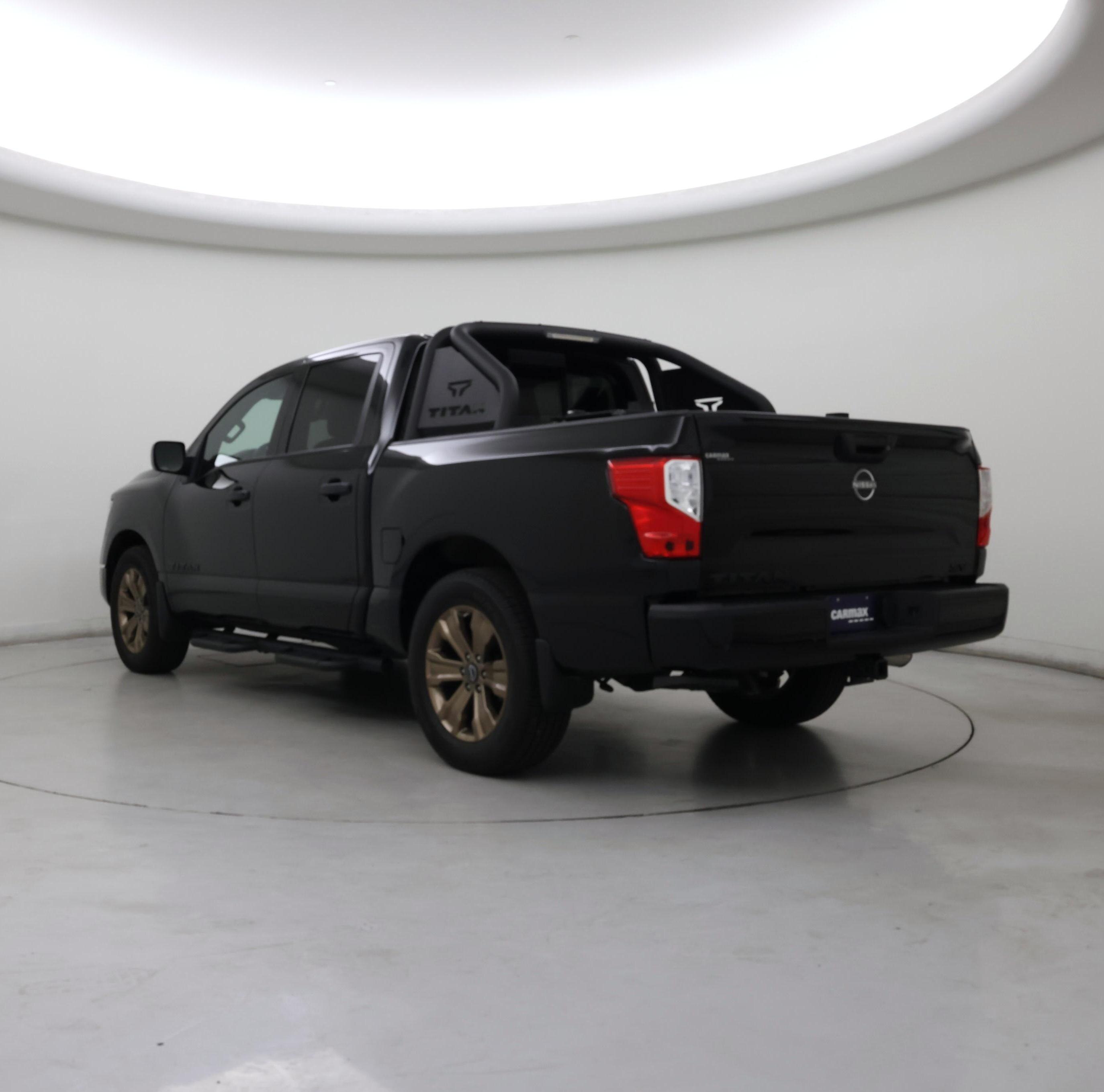 Thumbnail: 2024 Nissan Titan - 2