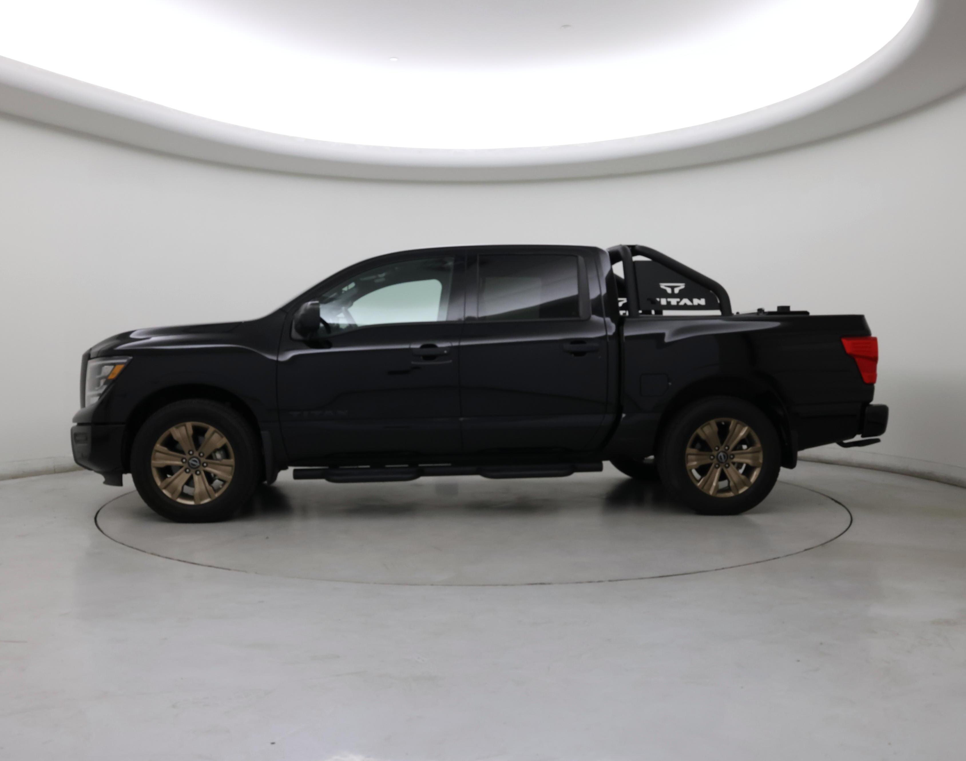 Thumbnail: 2024 Nissan Titan - 3