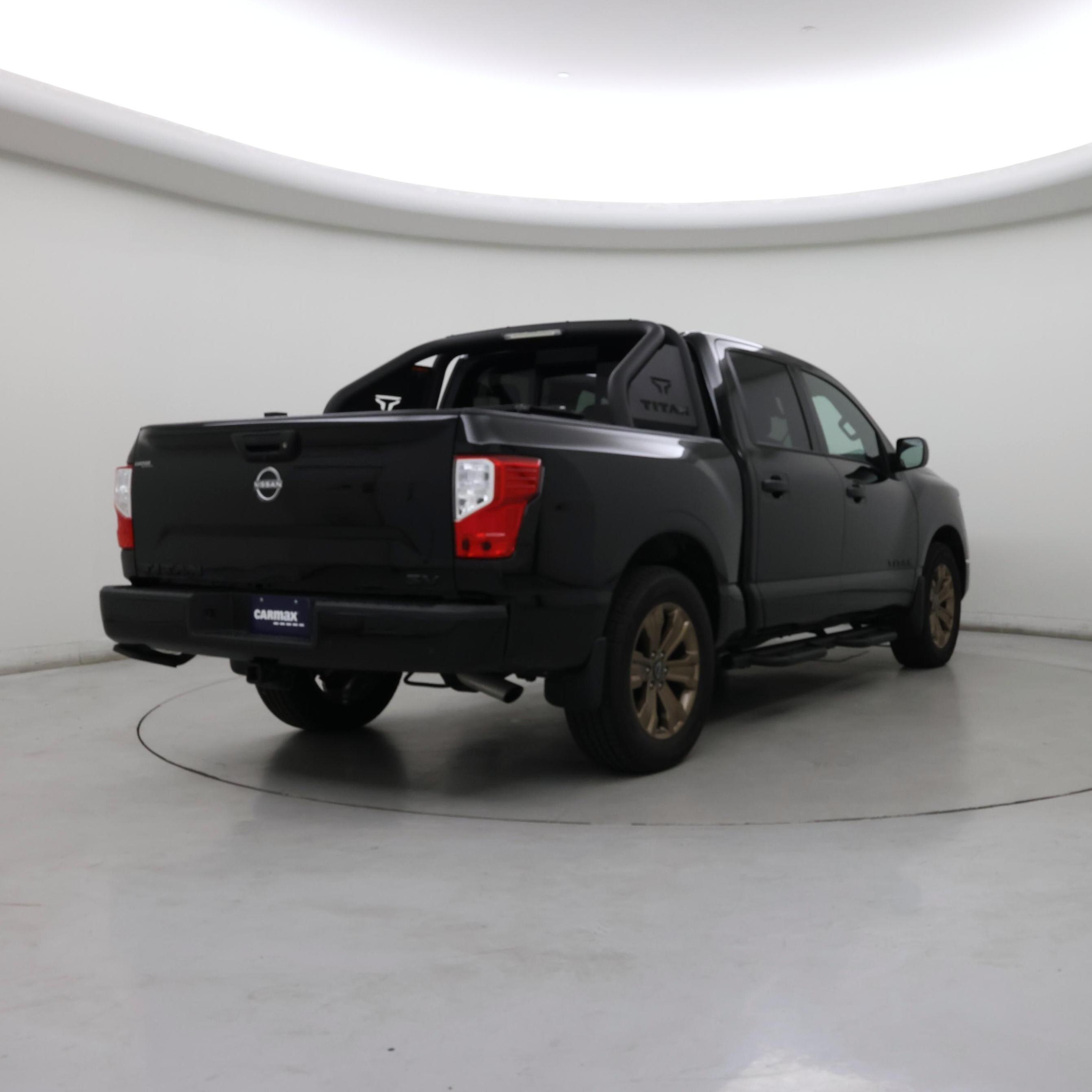 Thumbnail: 2024 Nissan Titan - 8