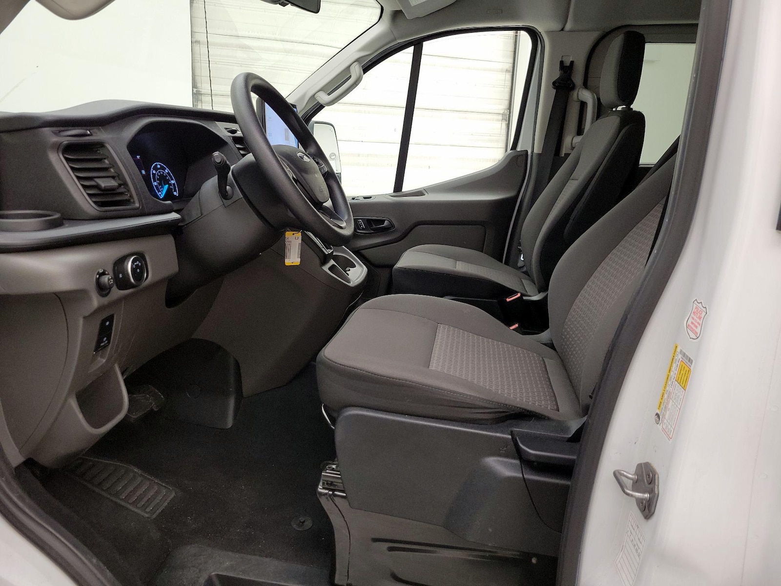 2024 Ford Transit Passenger Van XLT - Photo 12