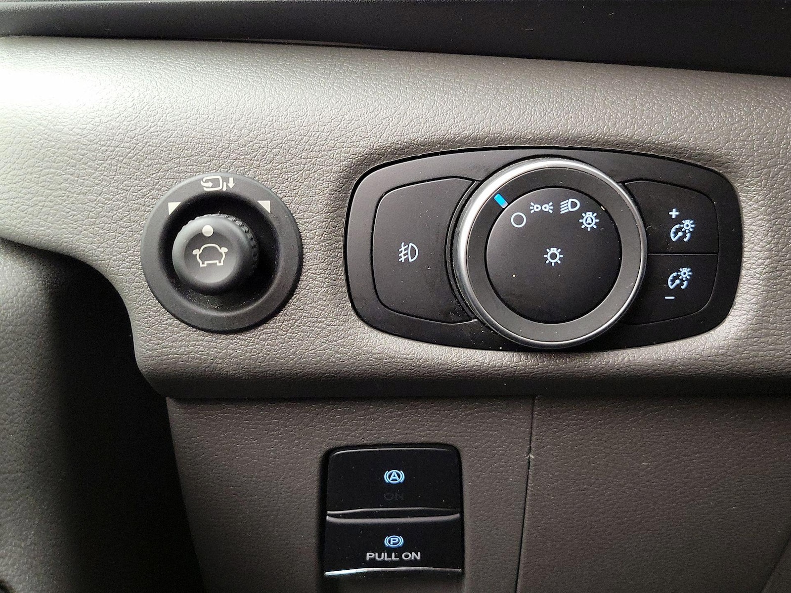 2024 Ford Transit Passenger Van XLT - Photo 14