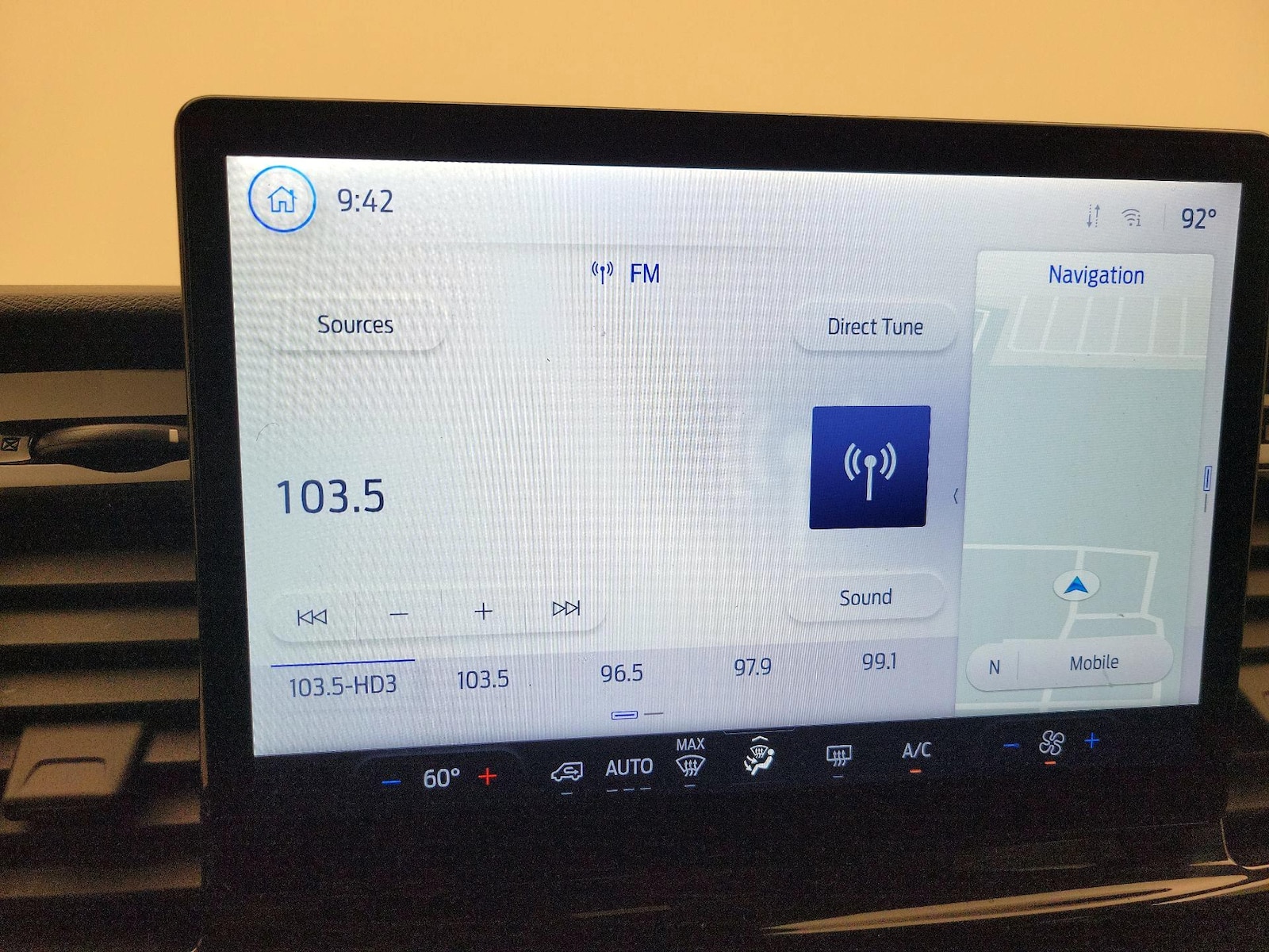 2024 Ford Transit Passenger Van XLT - Photo 16