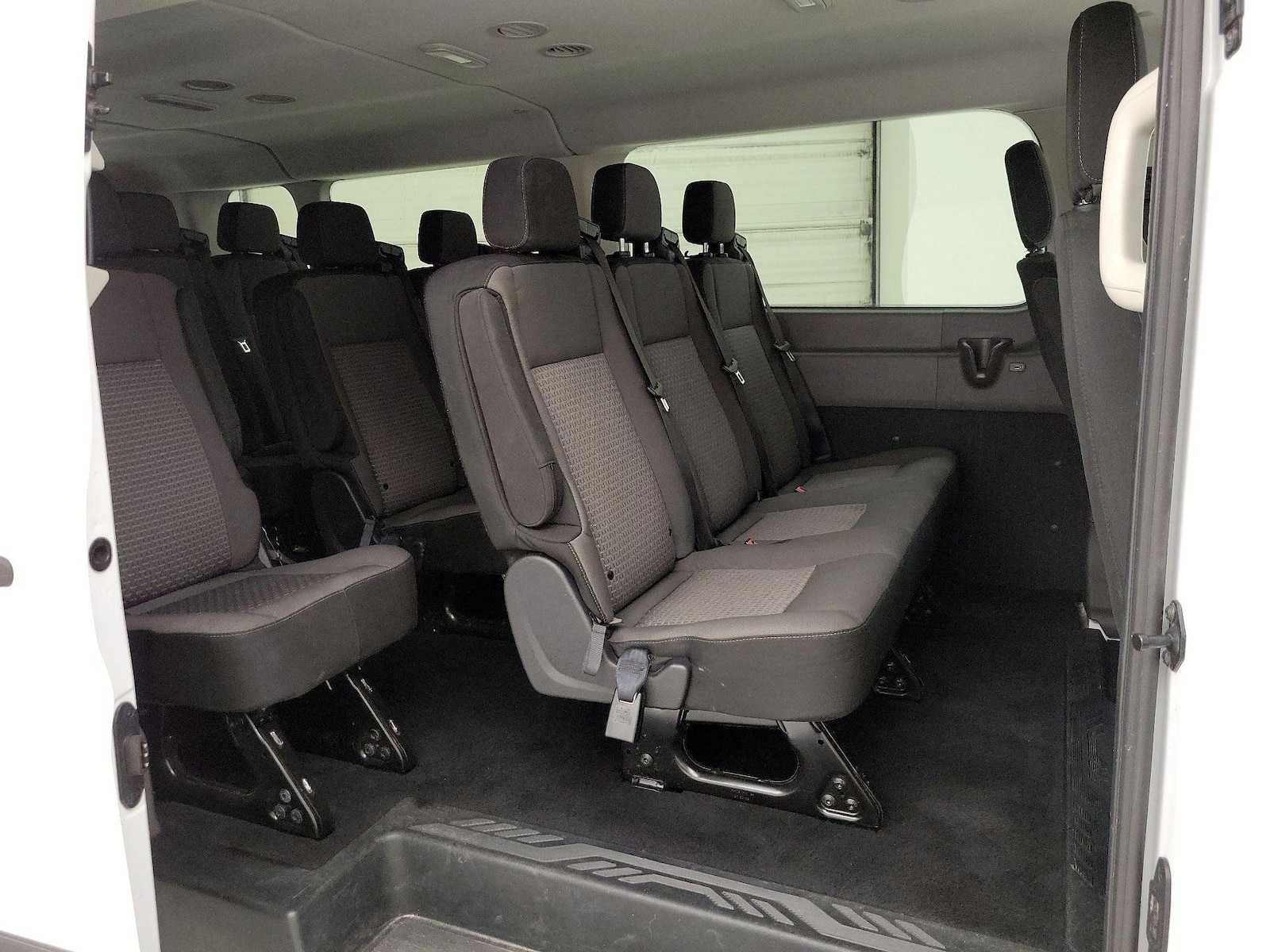 2024 Ford Transit Passenger Van XLT - Photo 20