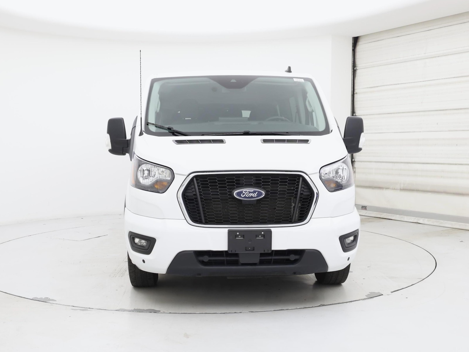 2024 Ford Transit Passenger Van XLT - Photo 6