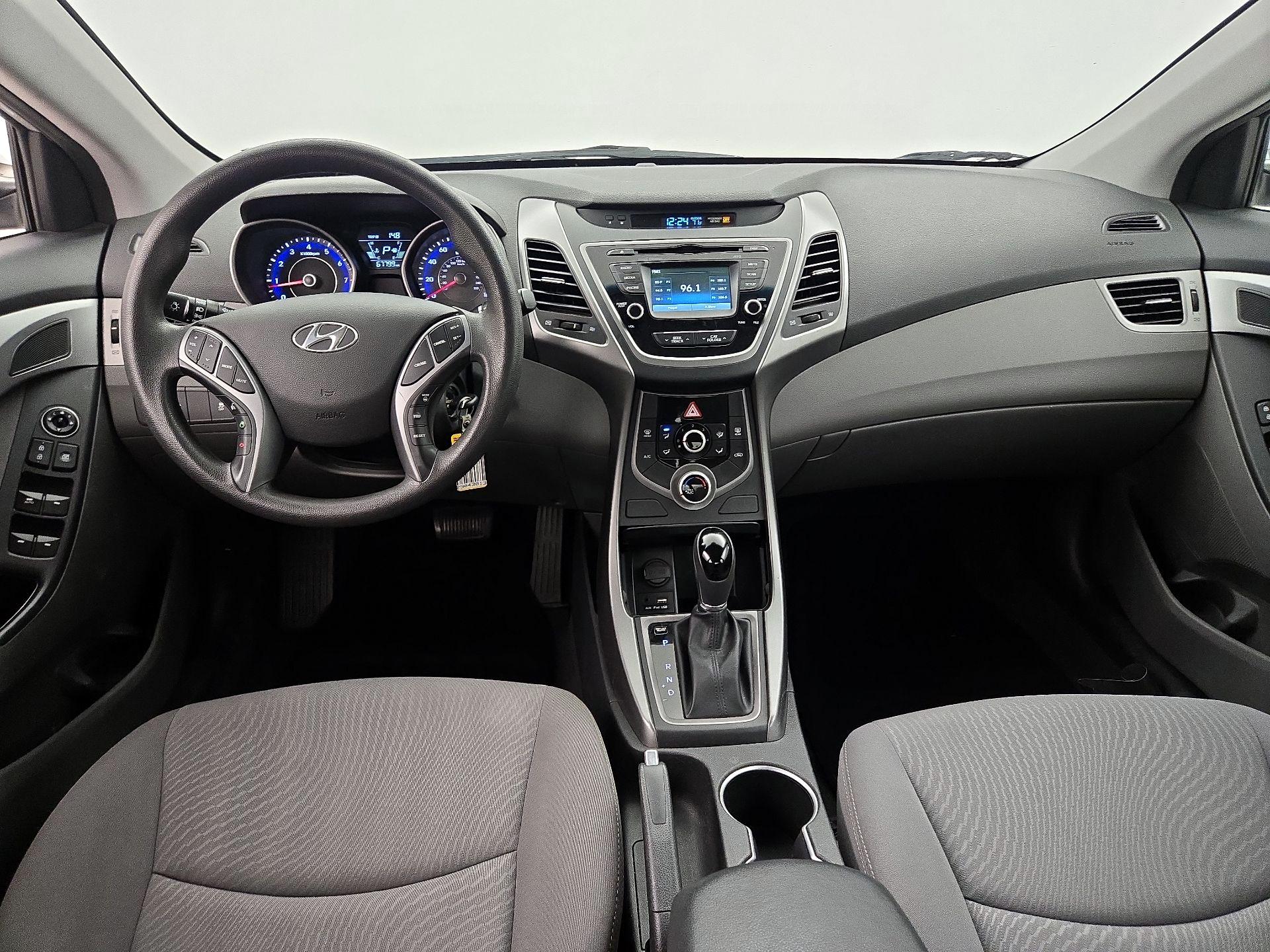 Thumbnail: 2015 Hyundai Elantra - 9