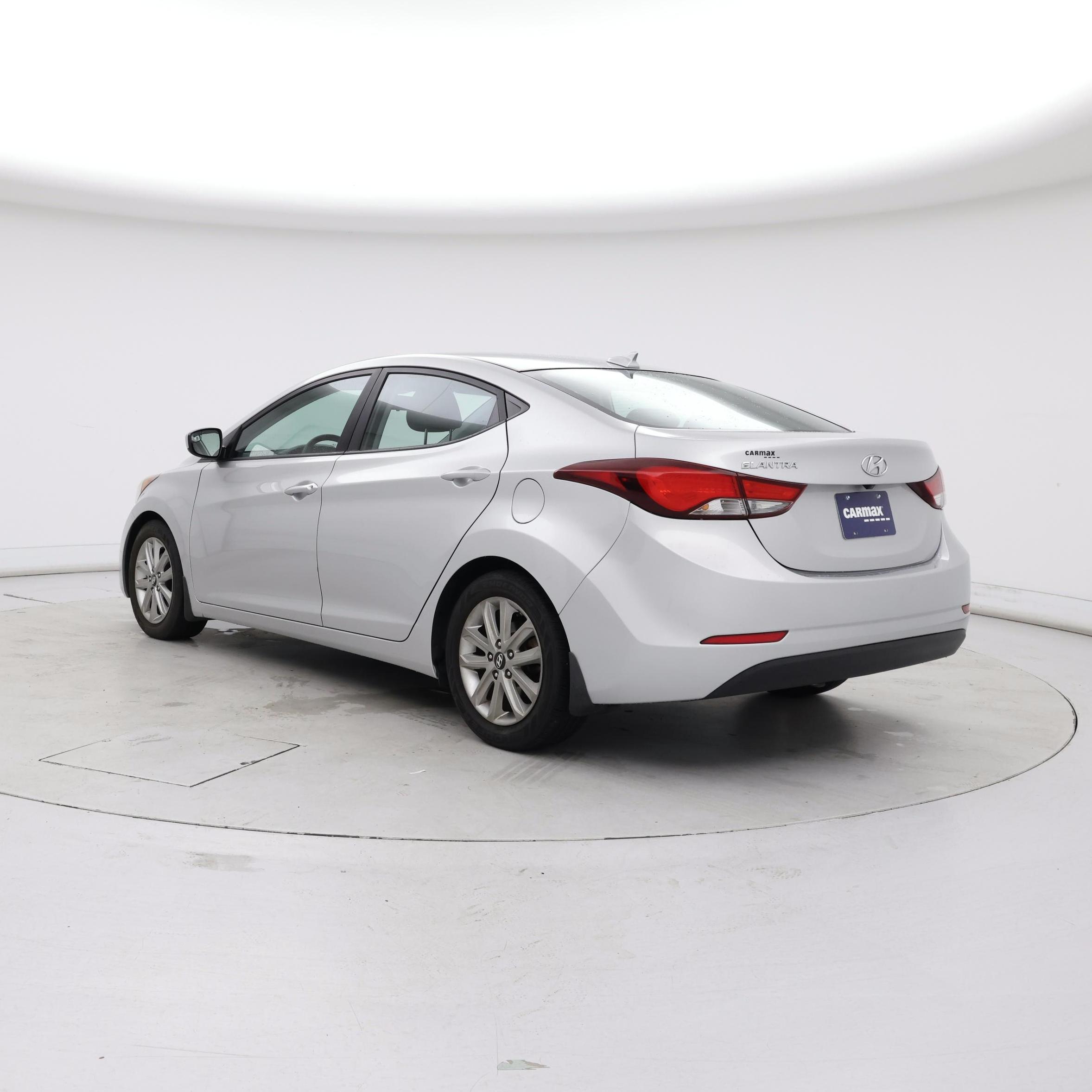 Thumbnail: 2015 Hyundai Elantra - 2