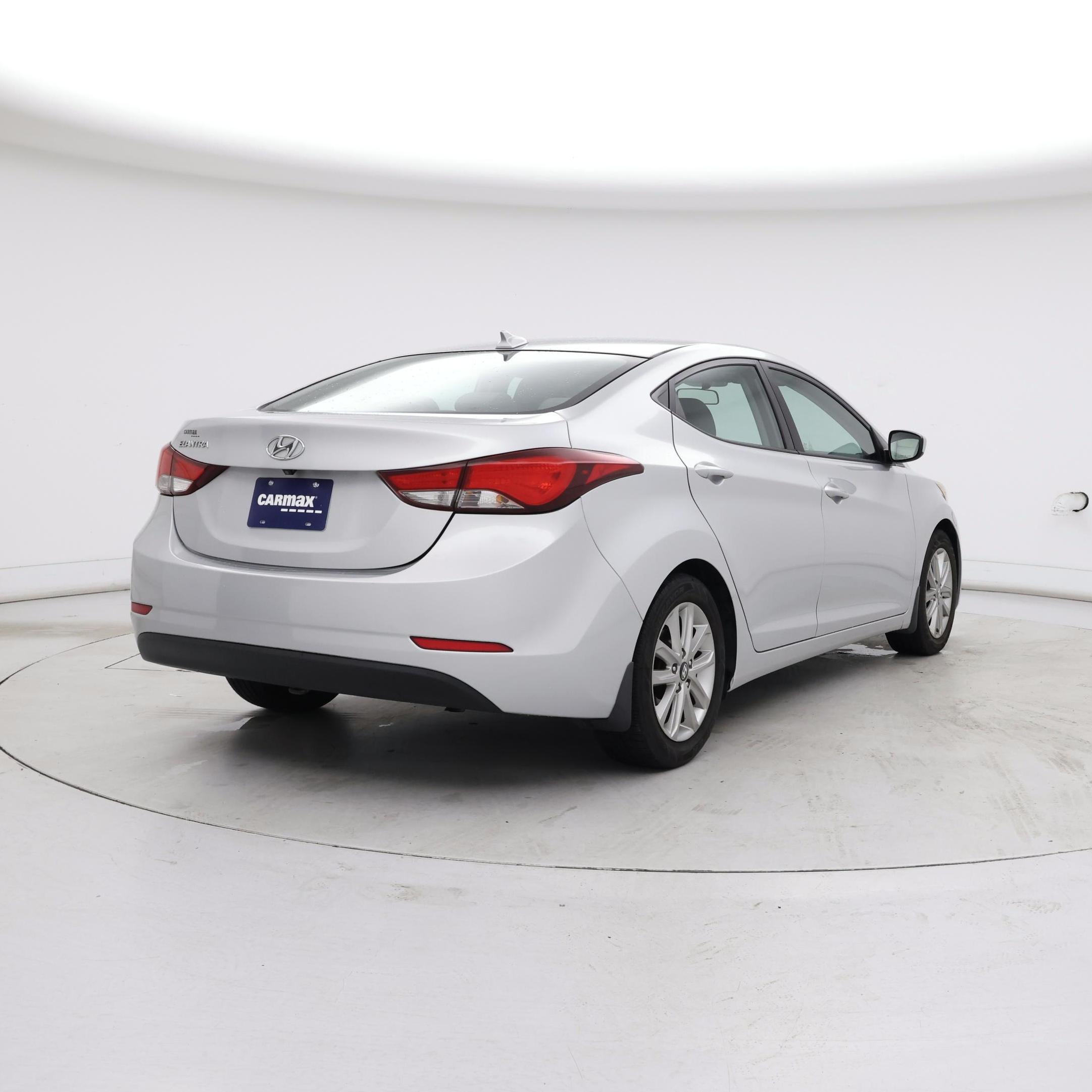 Thumbnail: 2015 Hyundai Elantra - 8