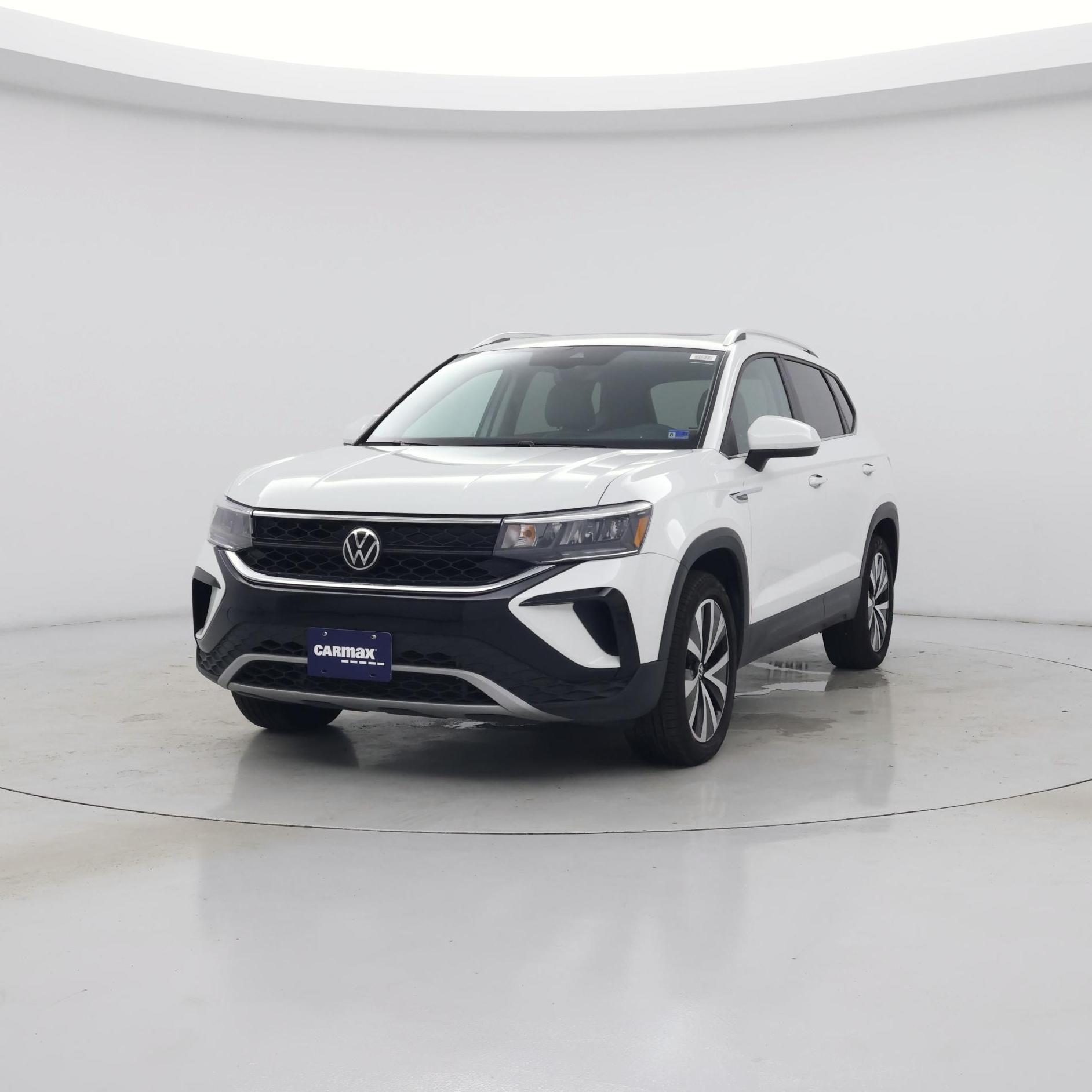 Thumbnail: 2023 Volkswagen Taos - 4