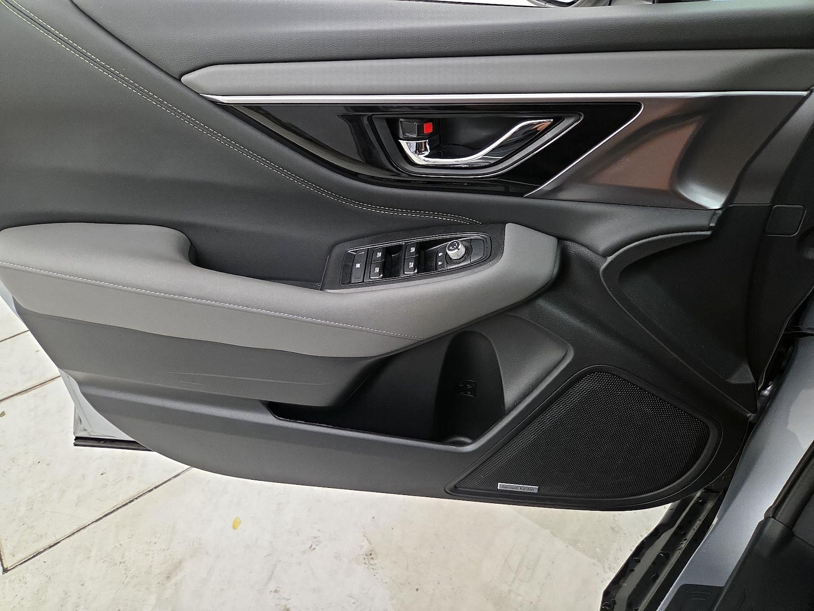 2025 Subaru Outback Onyx Edition - Photo 13