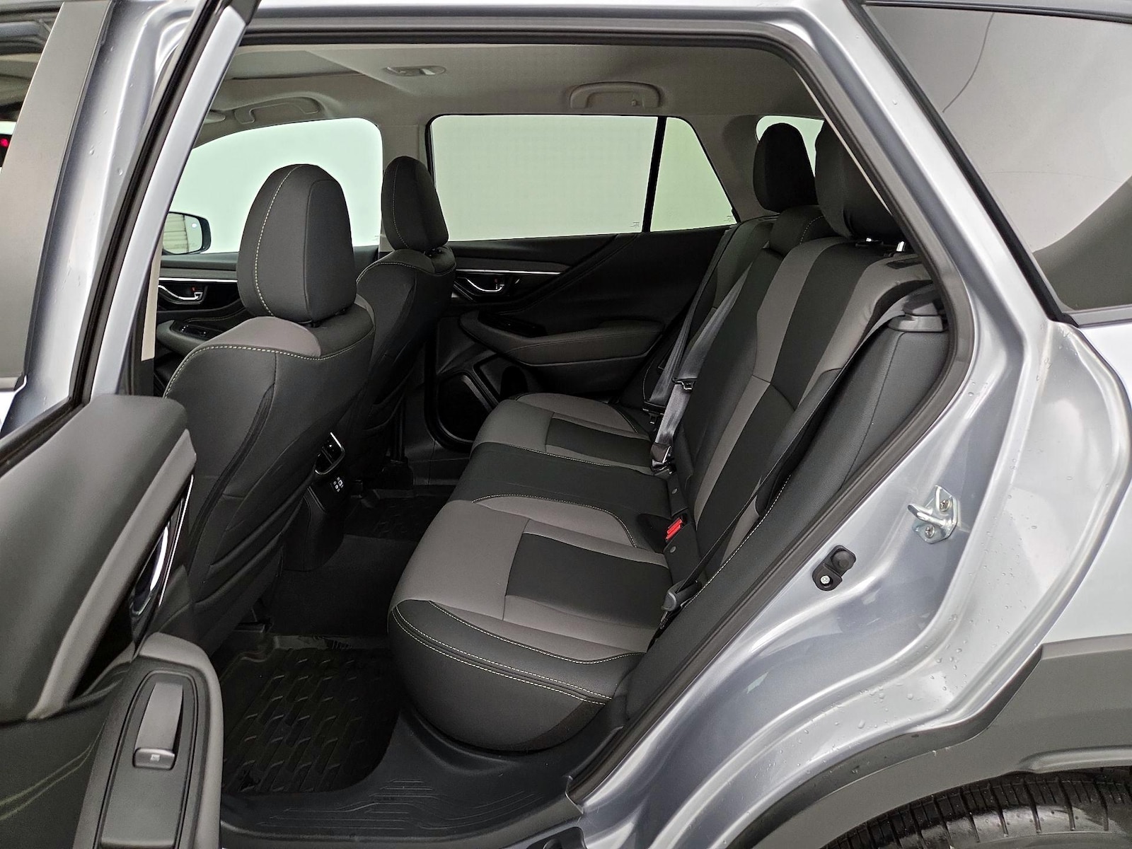 2025 Subaru Outback Onyx Edition - Photo 21