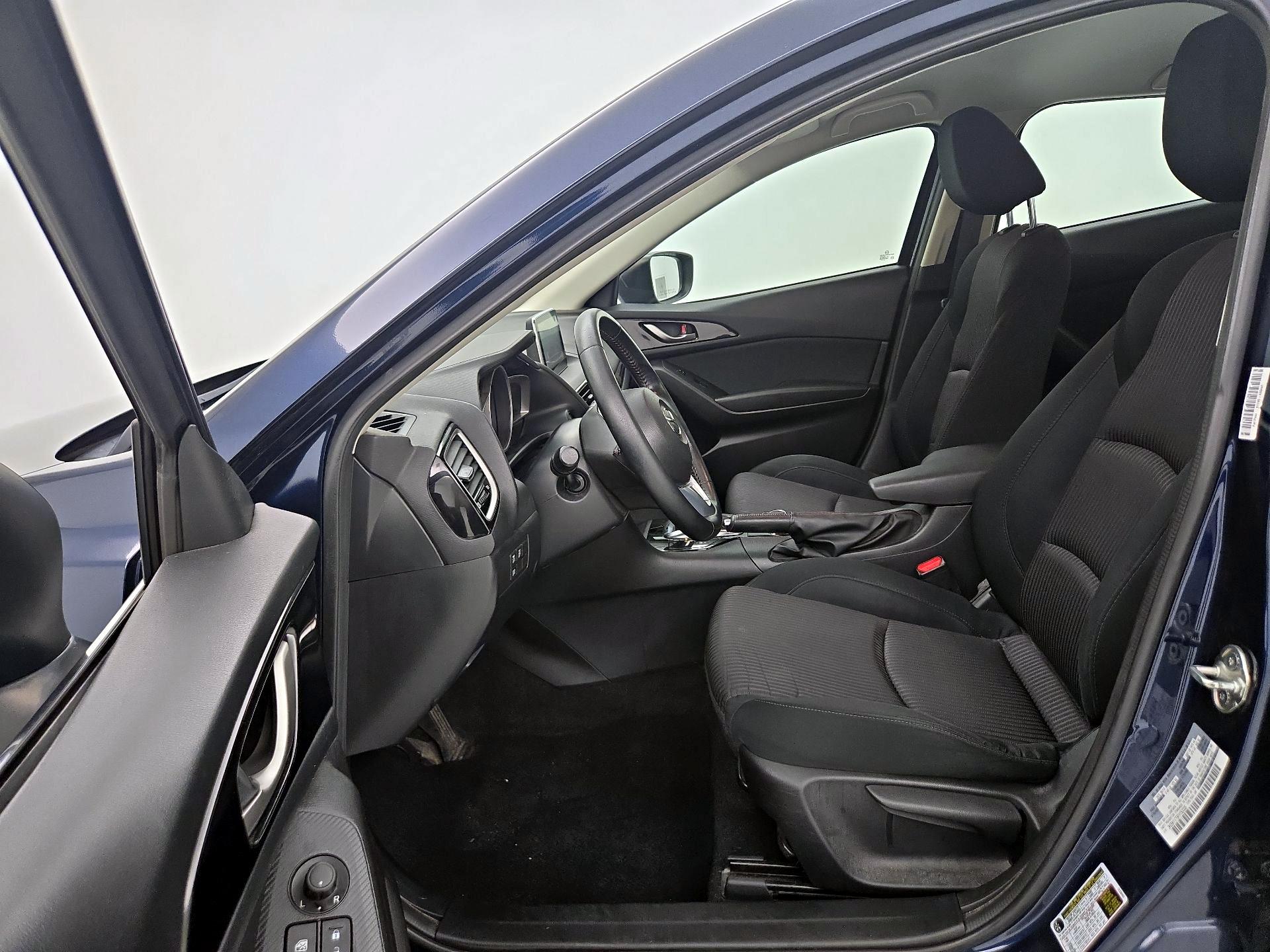 Thumbnail: 2015 Mazda Mazda3 - 11