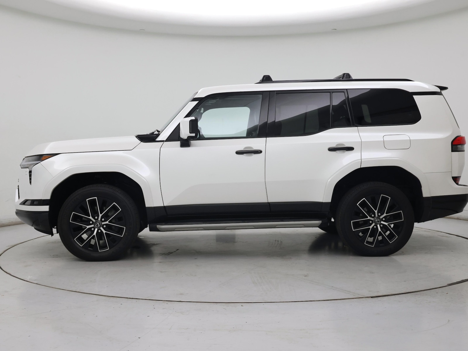 2024 Lexus GX Premium+ - Photo 4