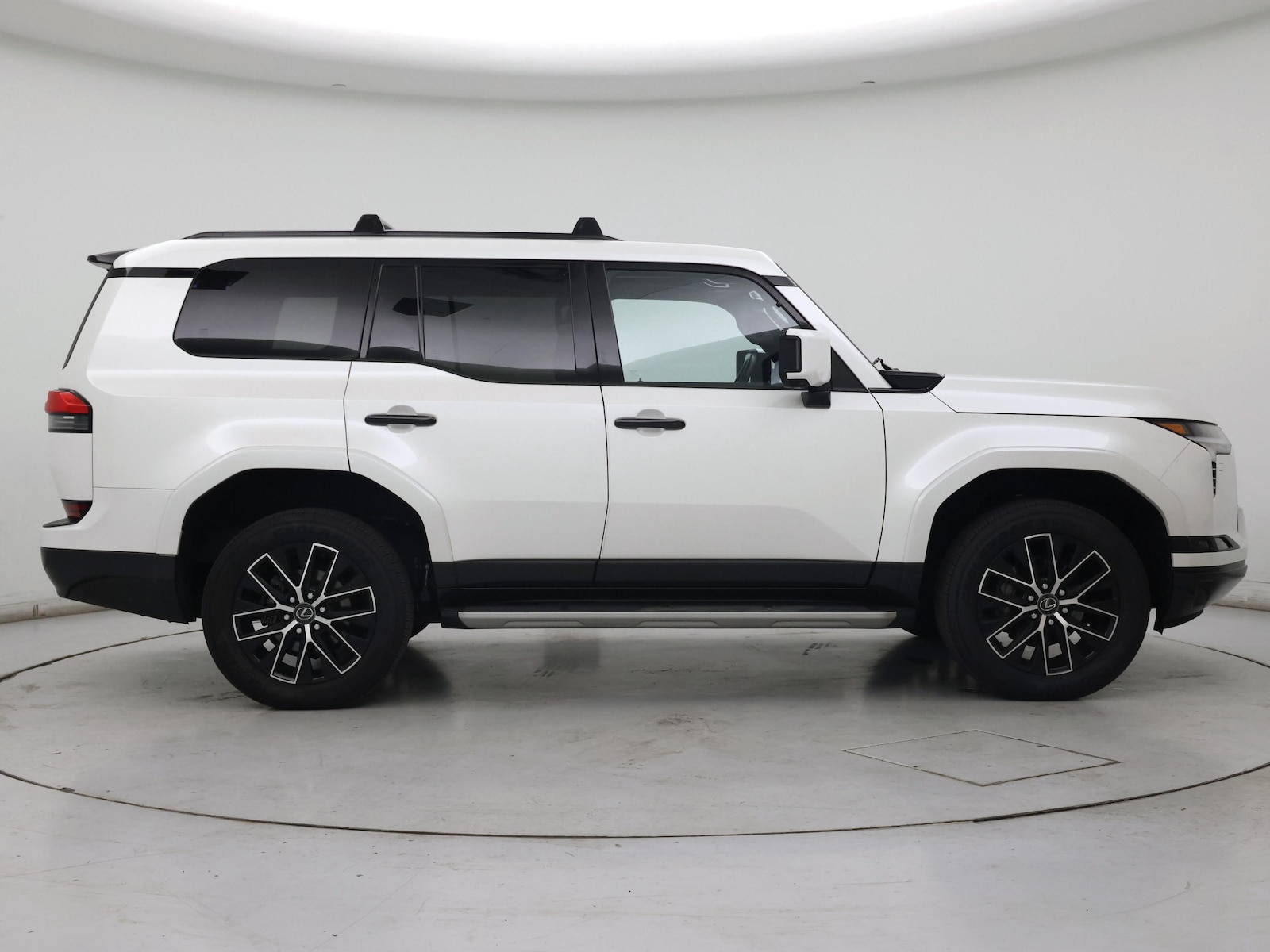 2024 Lexus GX Premium+ - Photo 8
