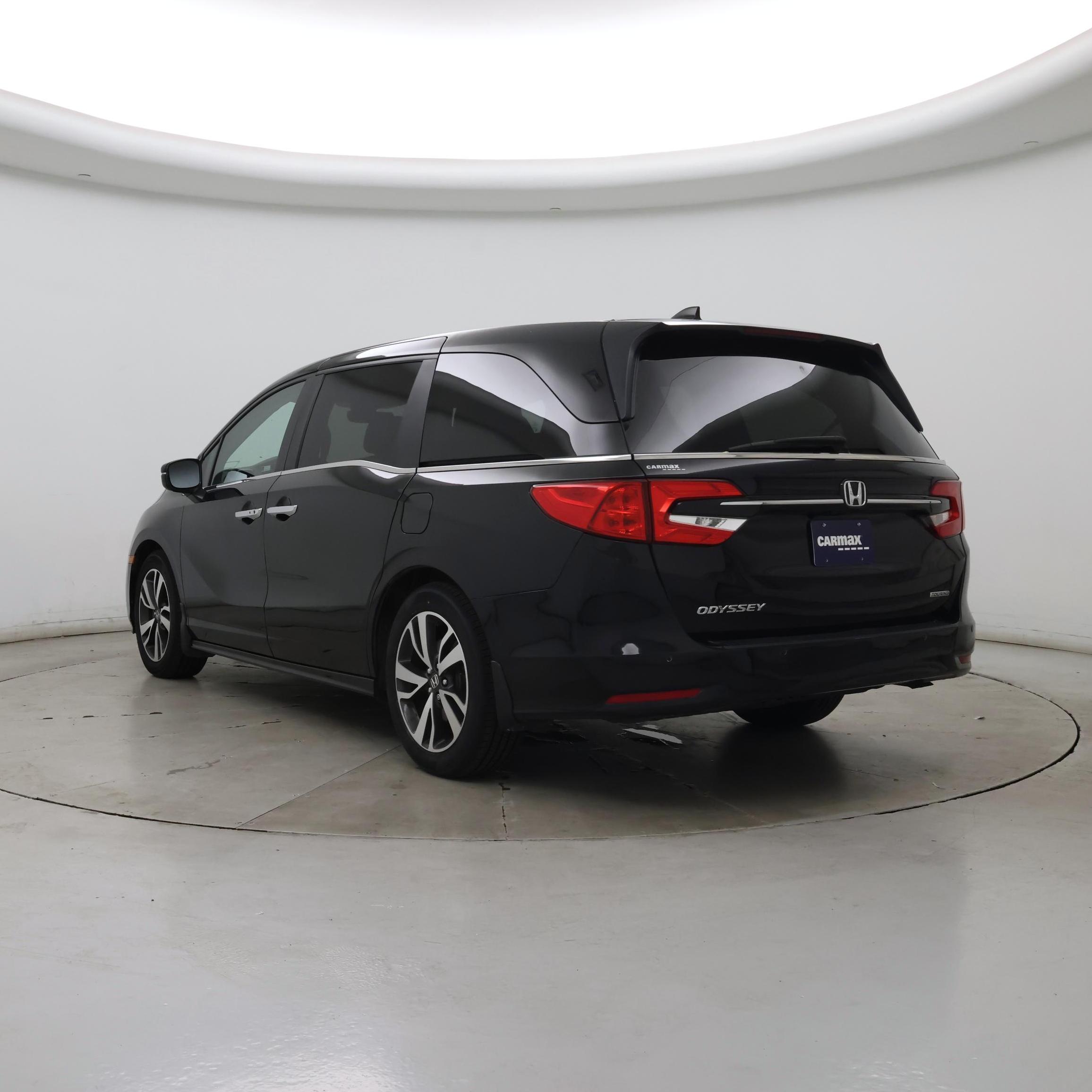 Thumbnail: 2023 Honda Odyssey - 2
