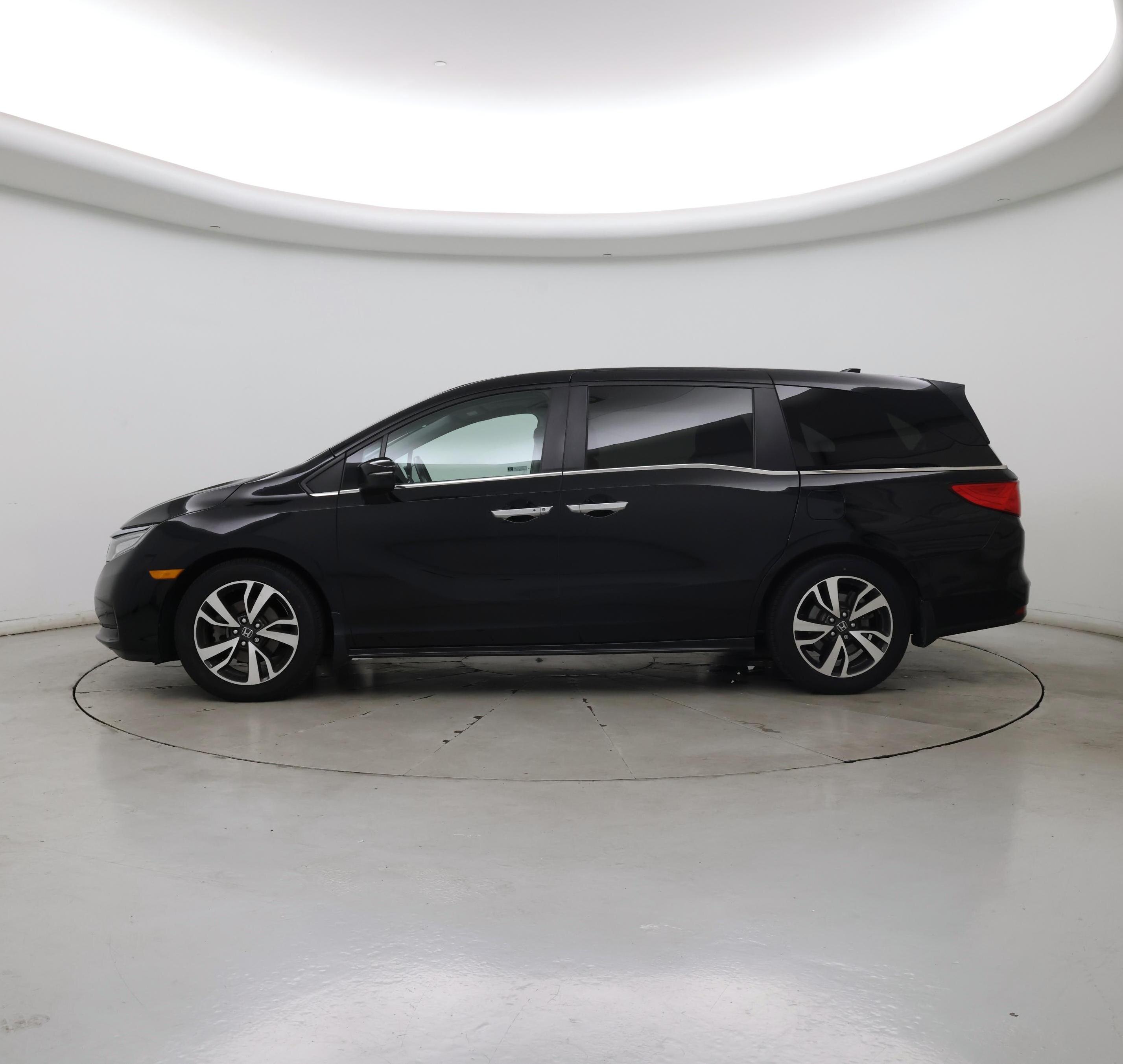 Thumbnail: 2023 Honda Odyssey - 3