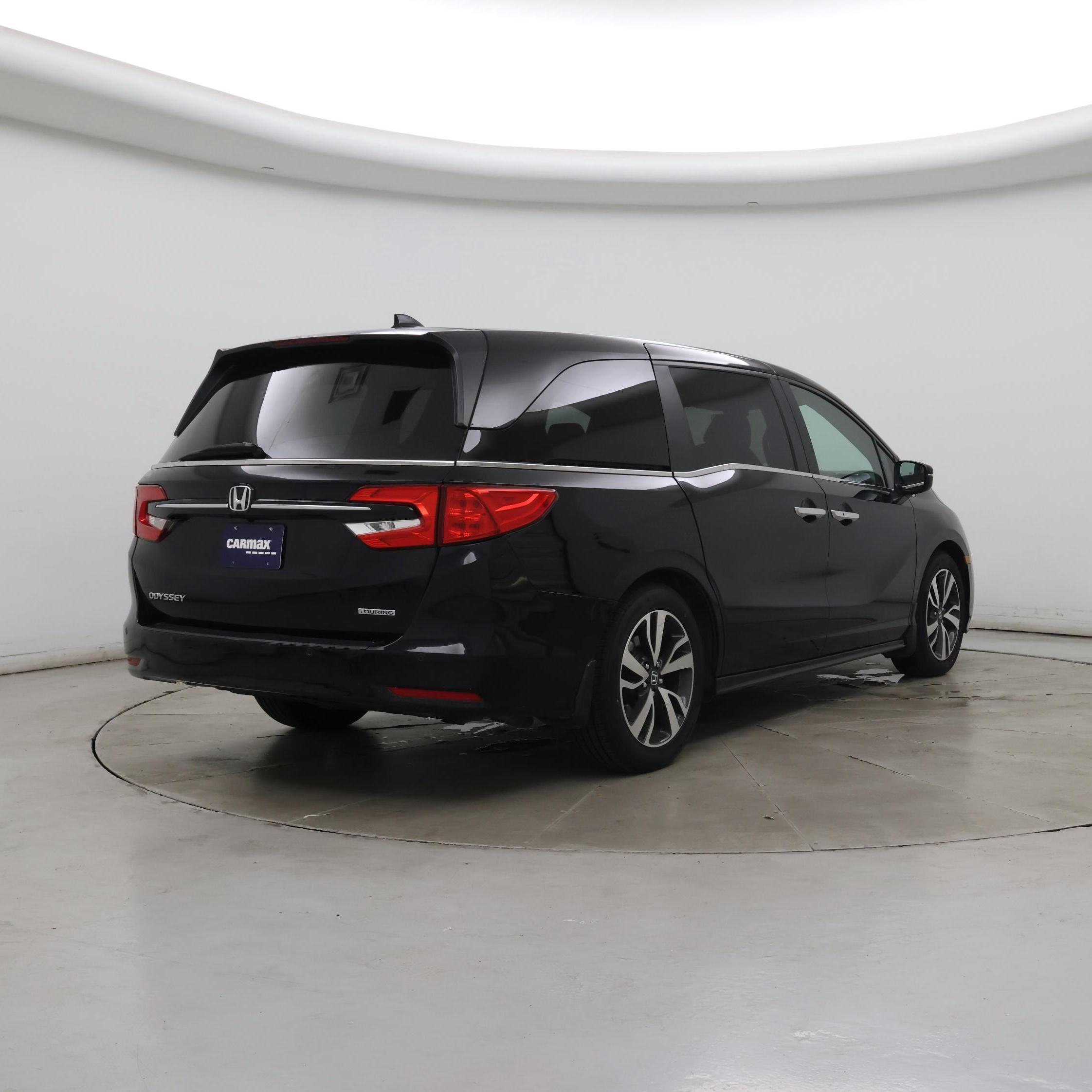 Thumbnail: 2023 Honda Odyssey - 8