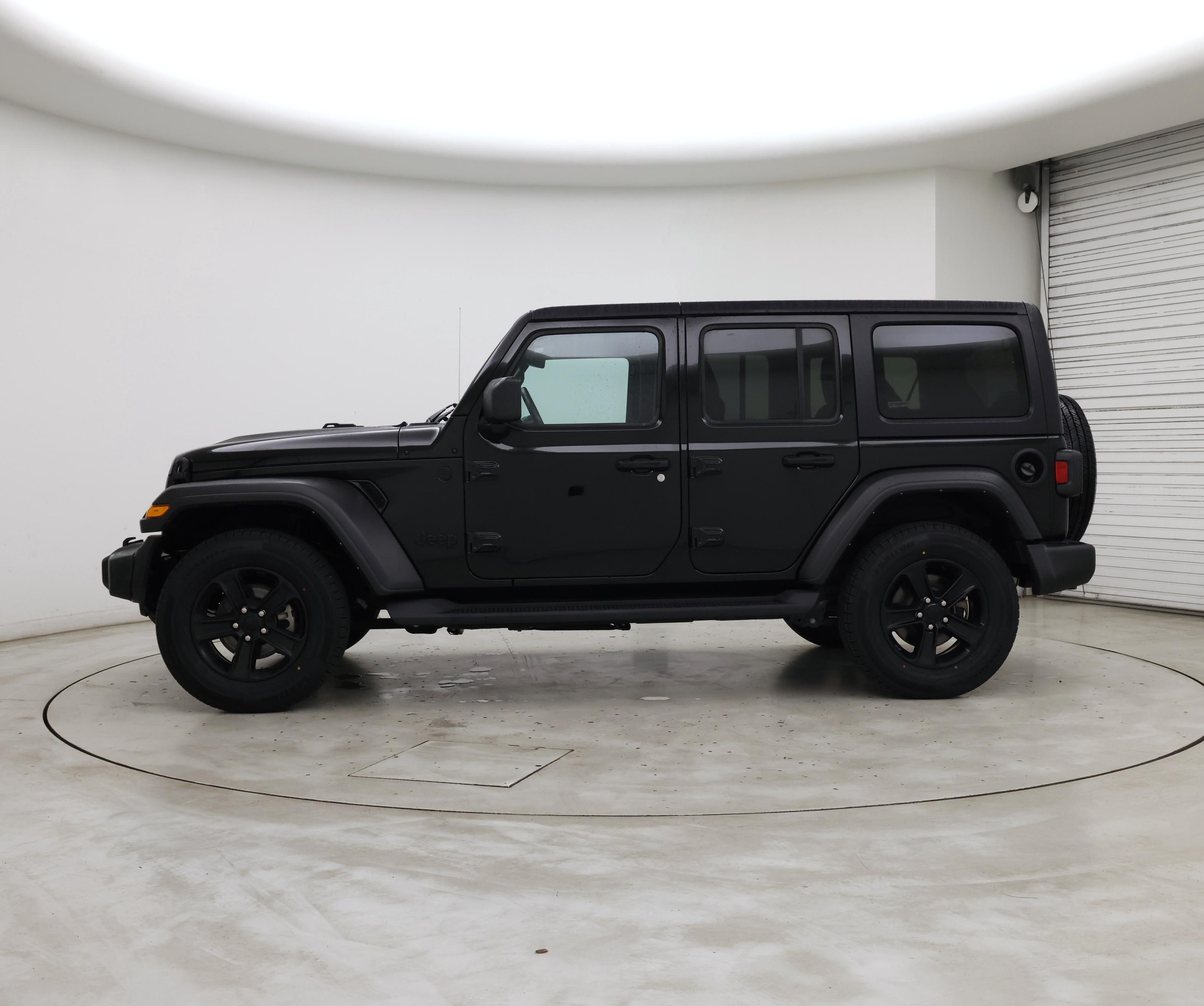 Thumbnail: 2022 Jeep Wrangler - 3
