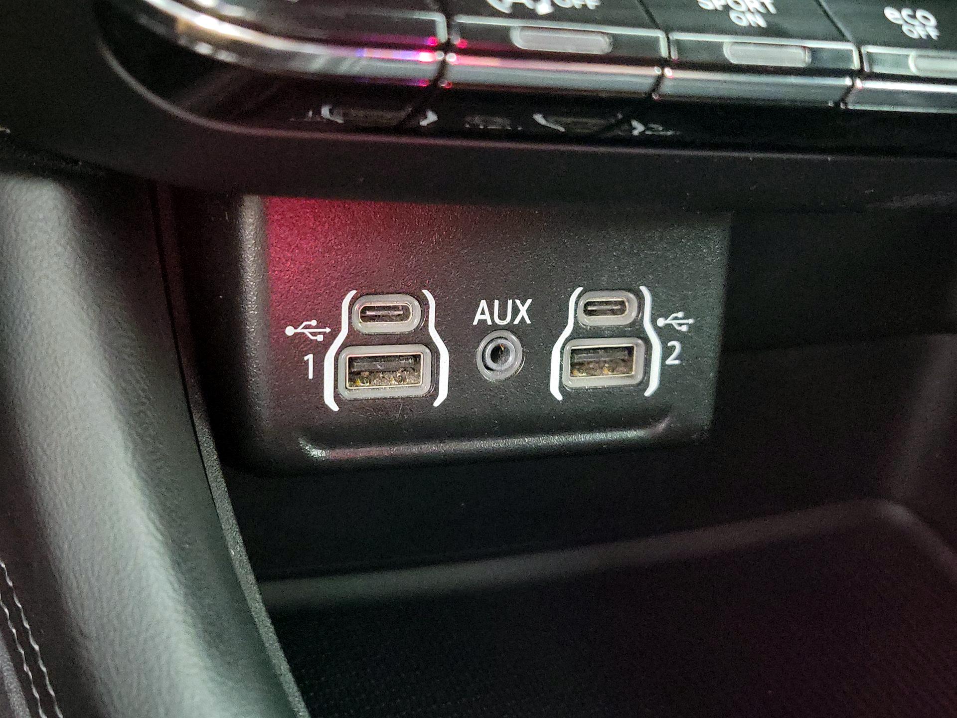 Thumbnail: 2022 Dodge Durango - 18