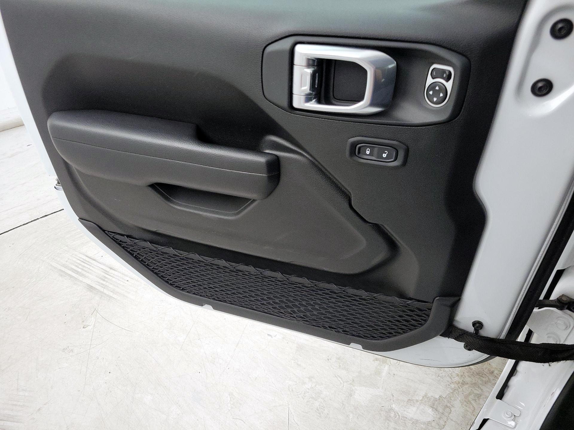 Thumbnail: 2024 Jeep Wrangler - 12