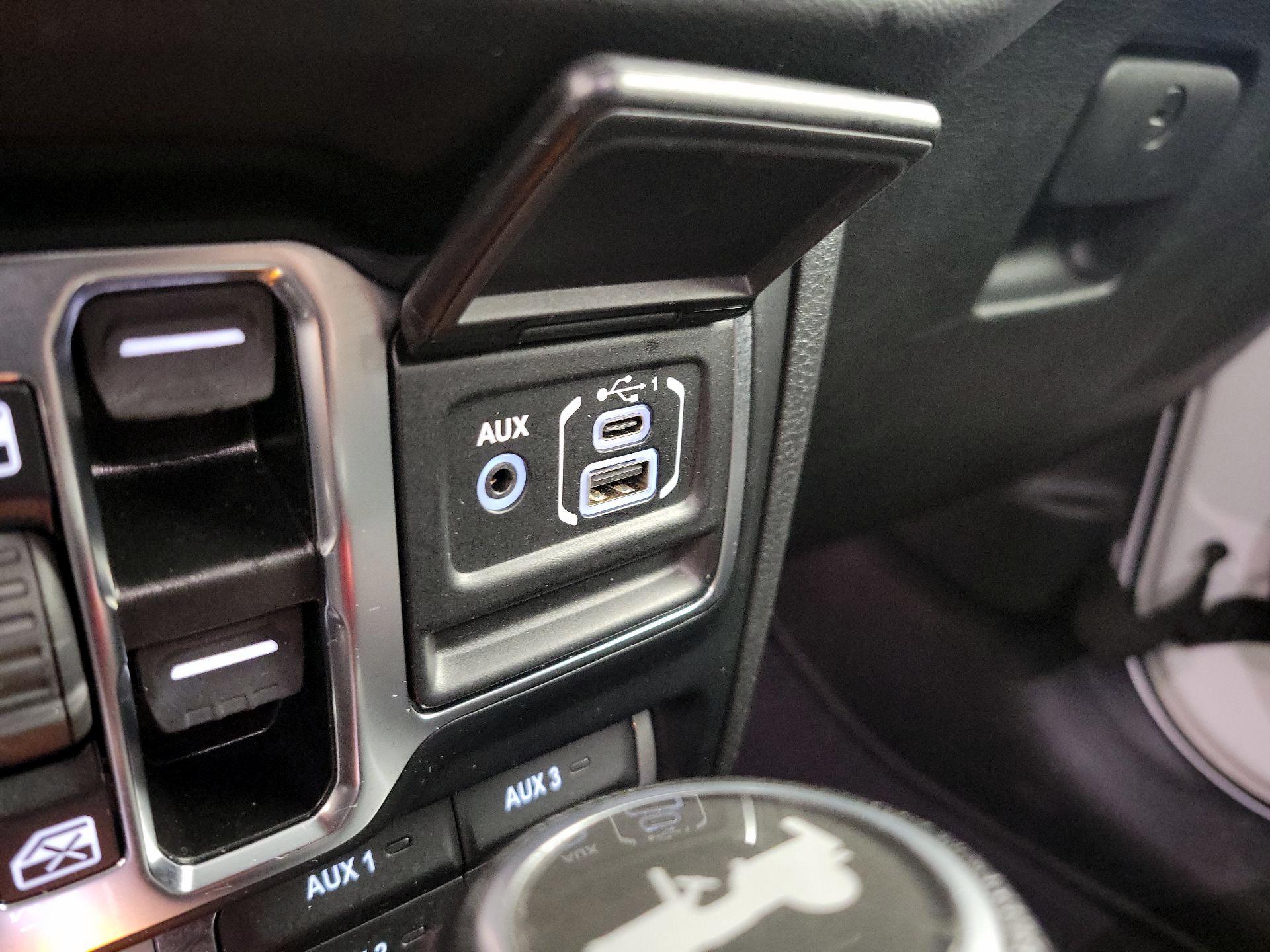 Thumbnail: 2024 Jeep Wrangler - 18
