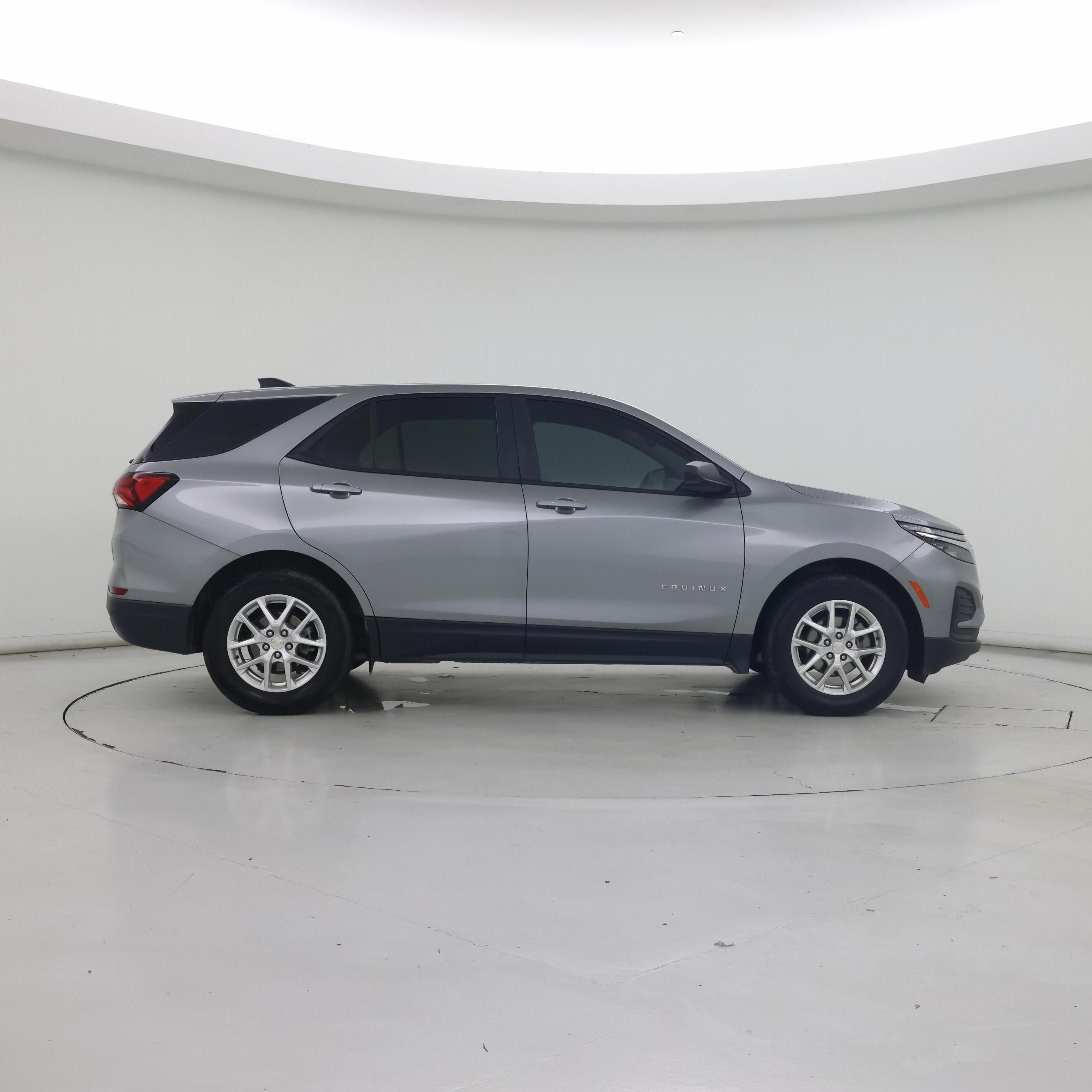 Thumbnail: 2023 Chevrolet Equinox - 7