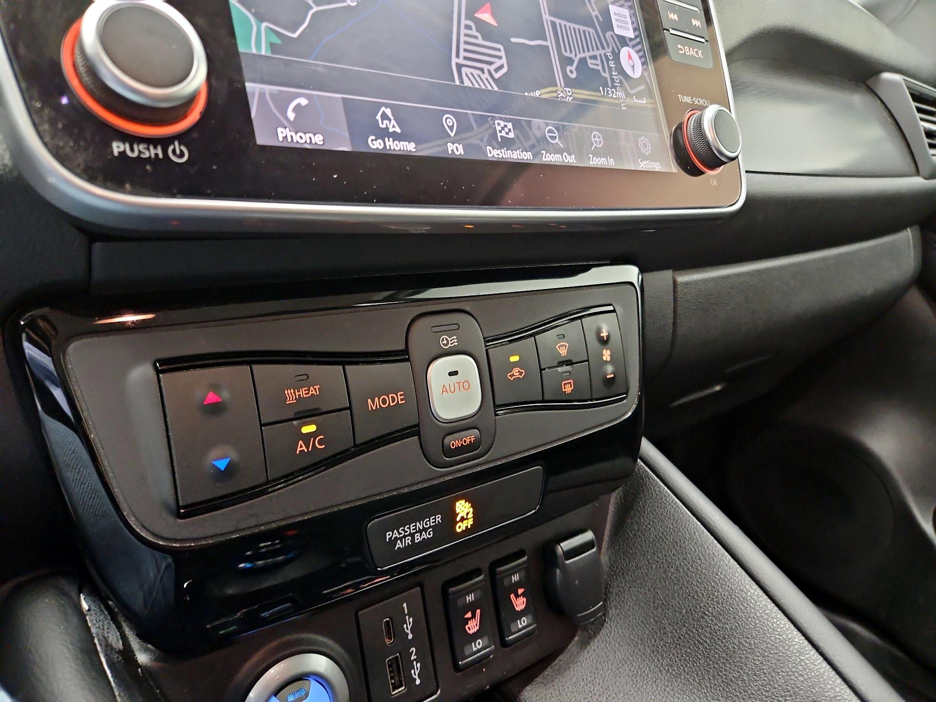 Thumbnail: 2024 Nissan Leaf - 17
