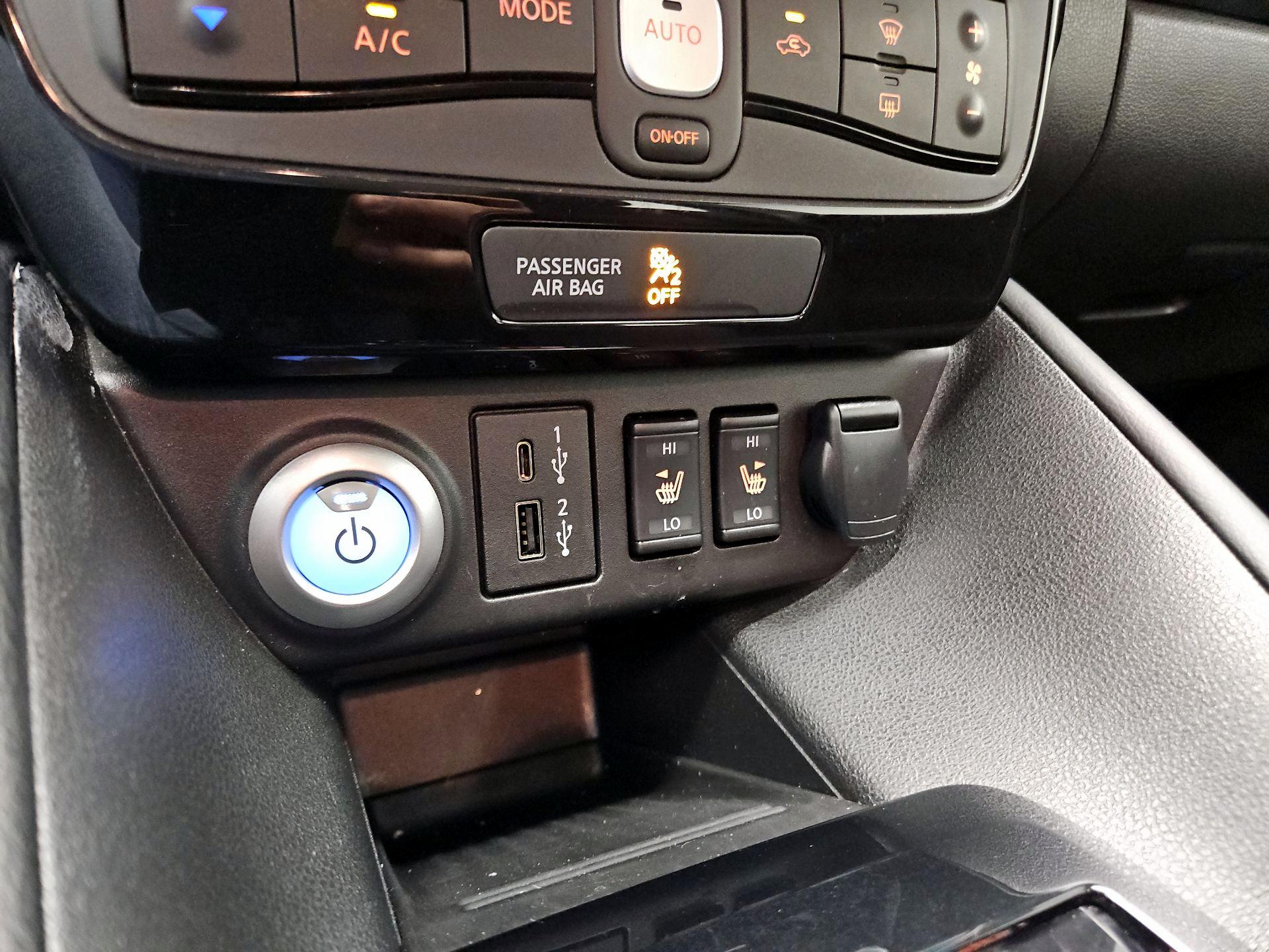 Thumbnail: 2024 Nissan Leaf - 19