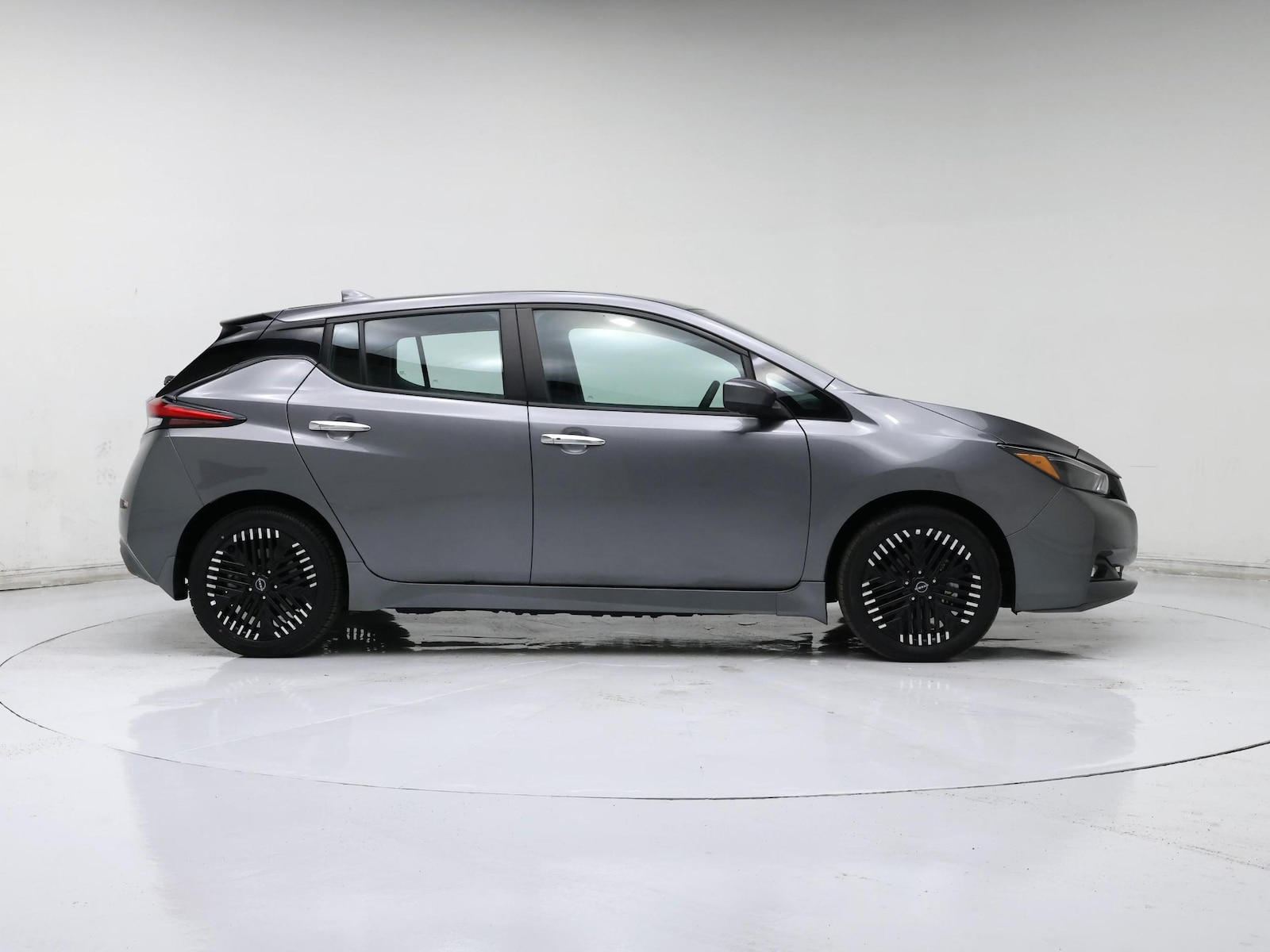 2024 Nissan LEAF SV PLUS - Photo 8