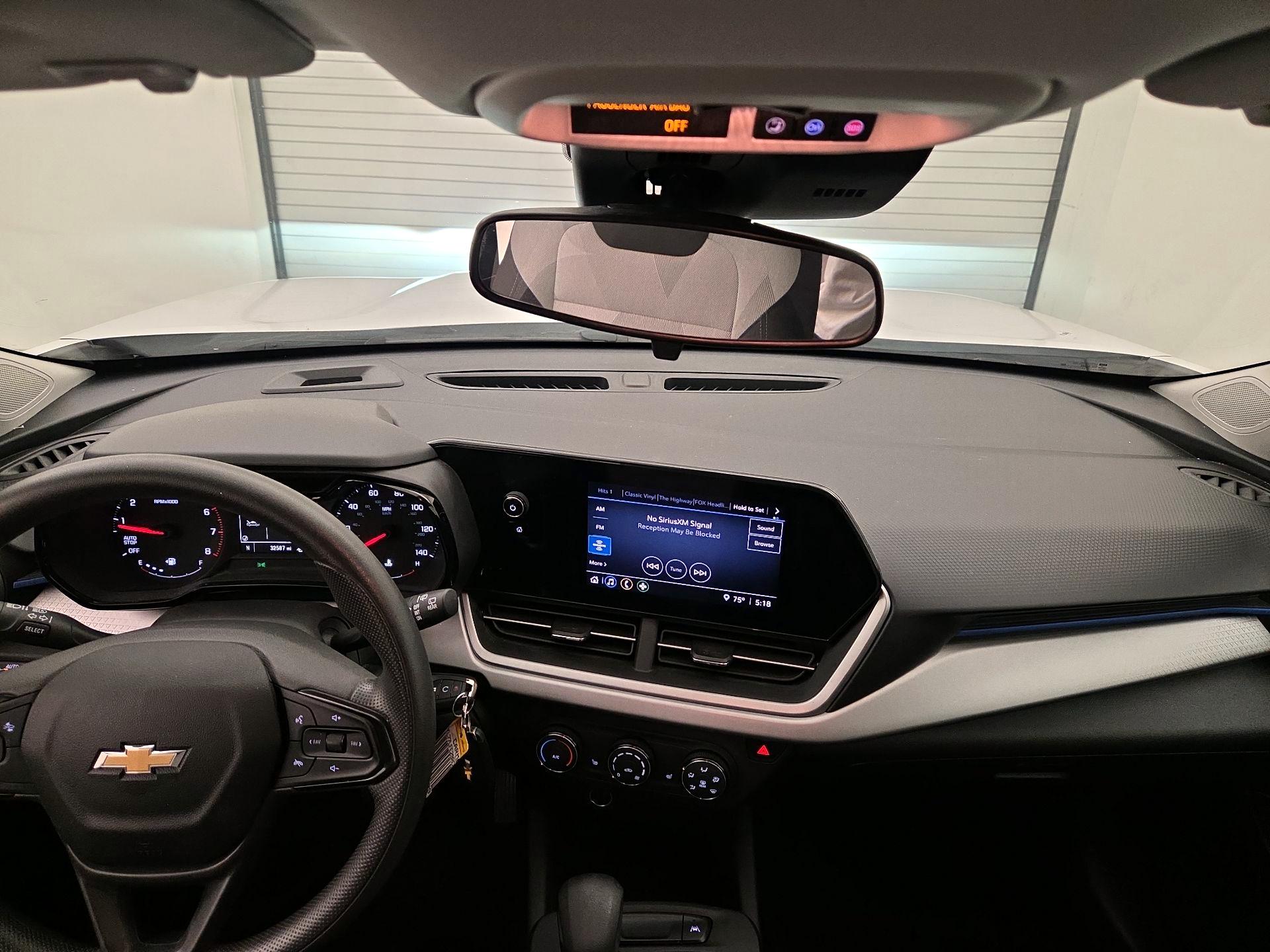 Thumbnail: 2024 Chevrolet Trax - 9